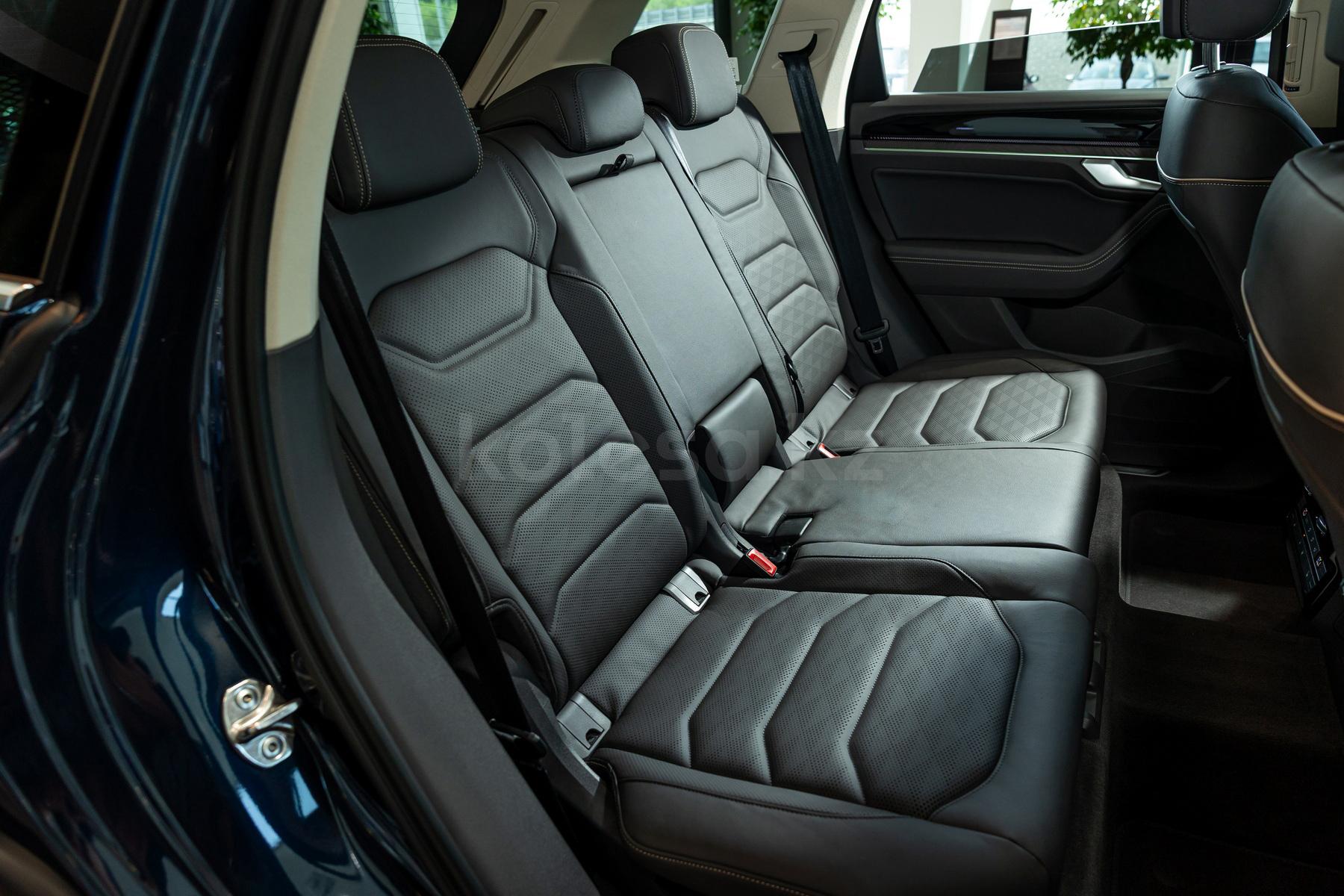 Volkswagen Touareg SUV 2023 - н.в. года от 39 970 000 тенге