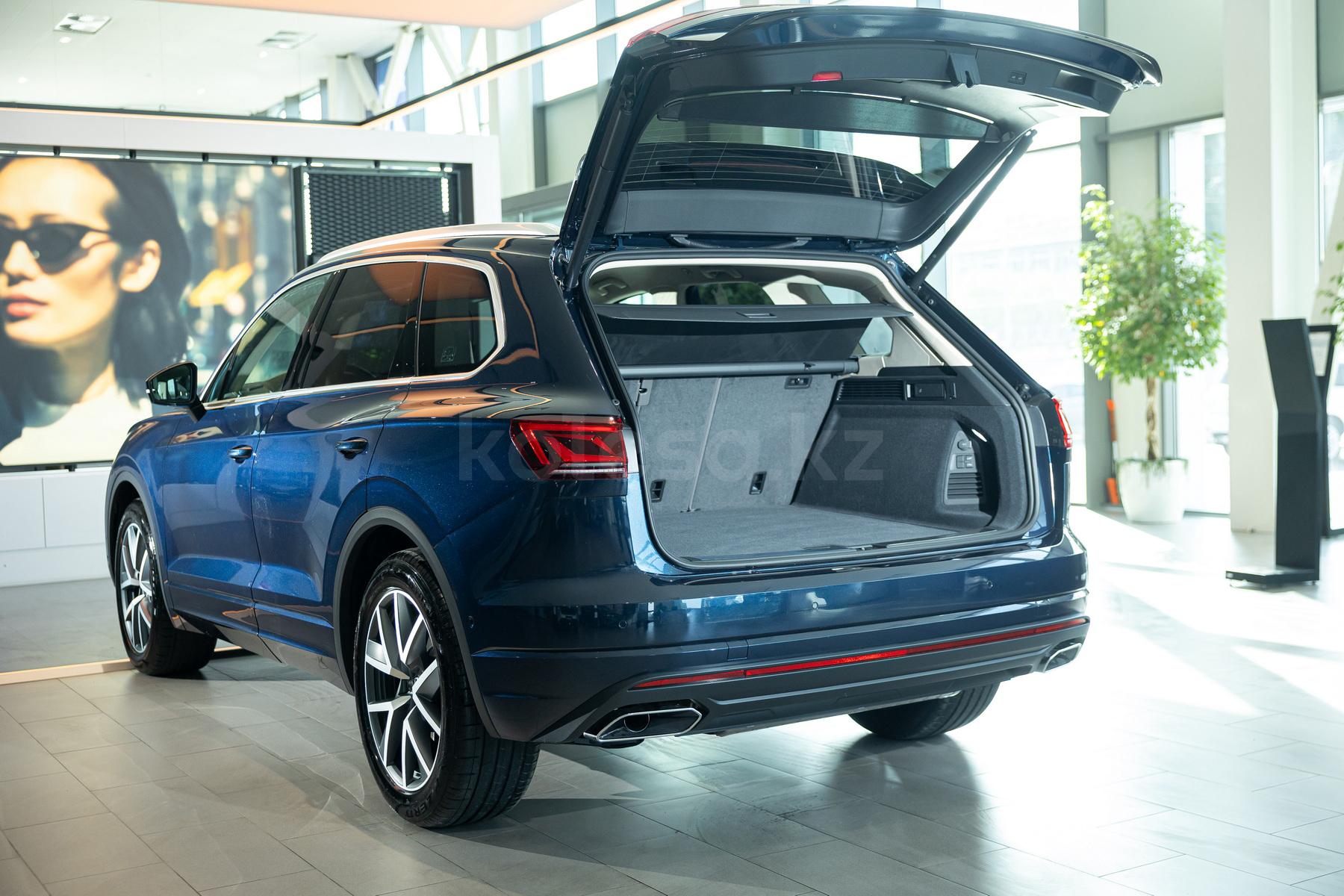 Volkswagen Touareg SUV 2023 - н.в. года от 39 970 000 тенге