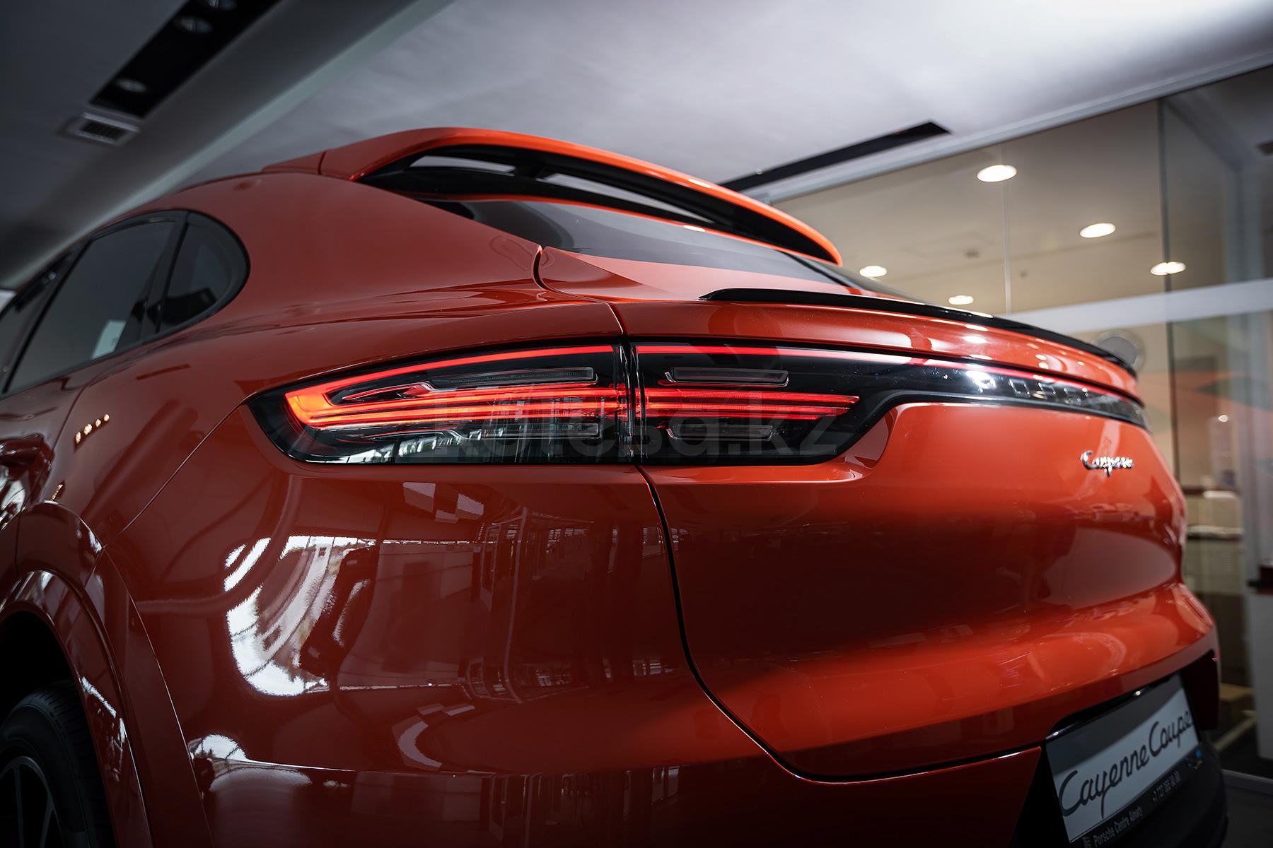 Porsche Cayenne Coupe SUV 2019 - н.в. года