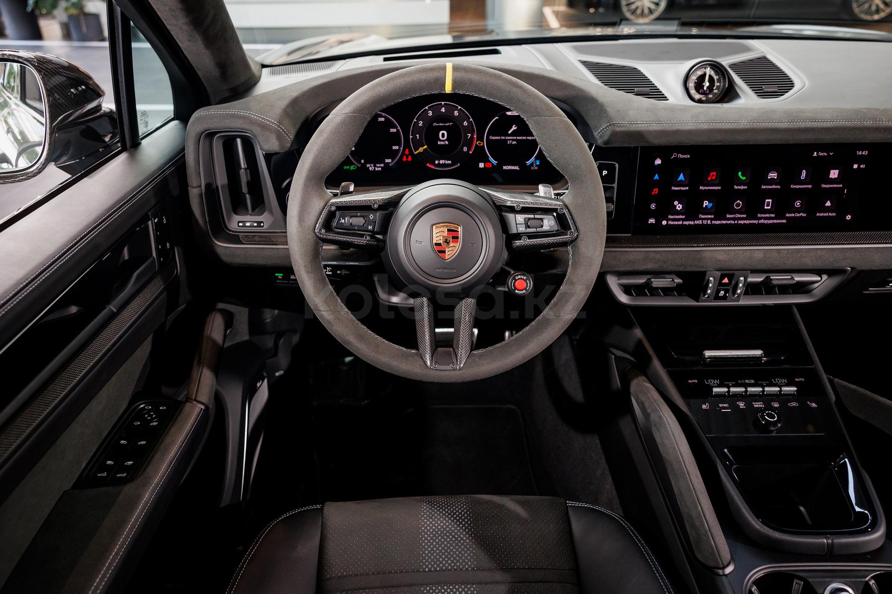 Porsche Cayenne Coupe SUV 2023 - н.в. года от 93 000 000 тенге