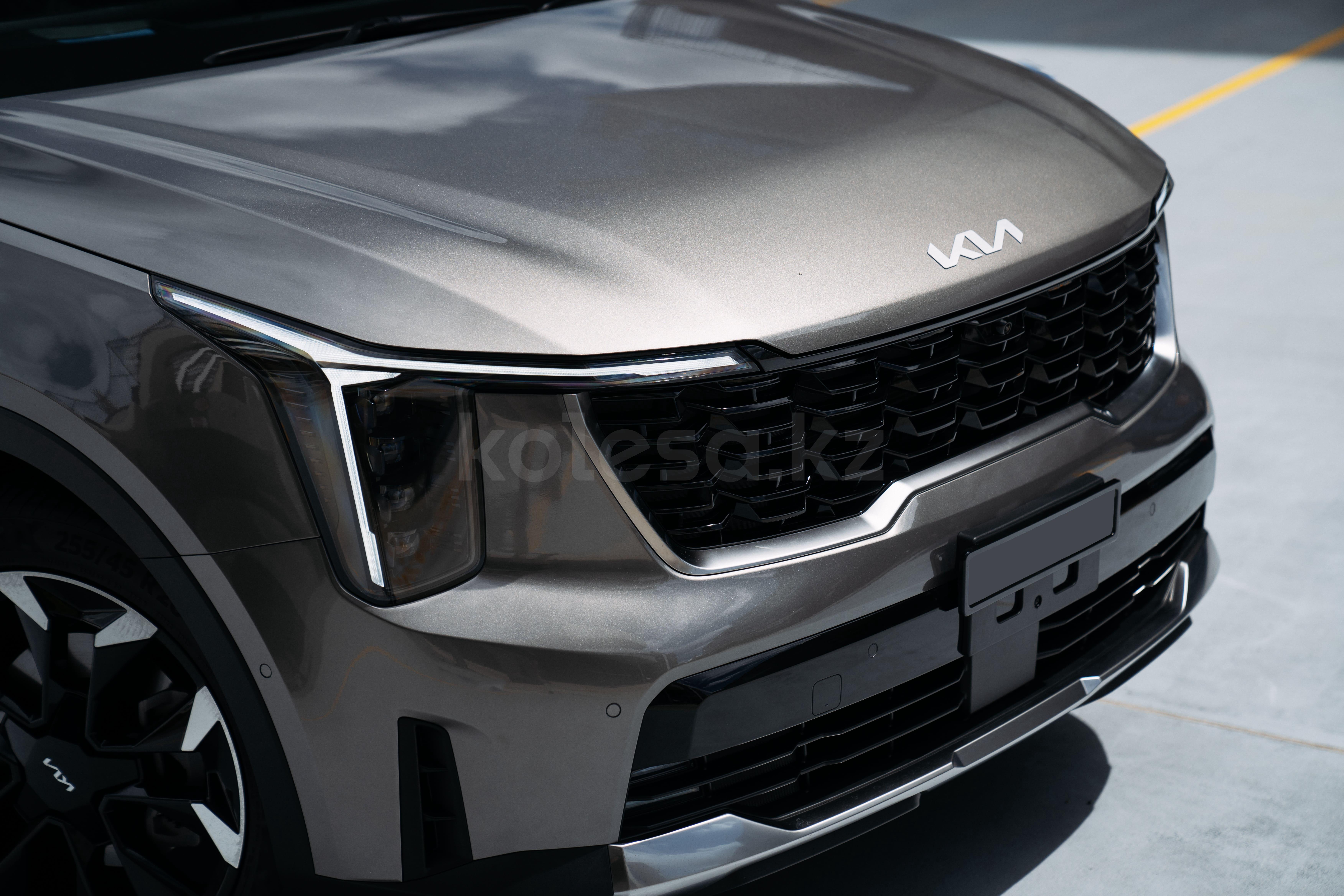 Kia Sorento SUV 2024 года от 16 990 000 тенге