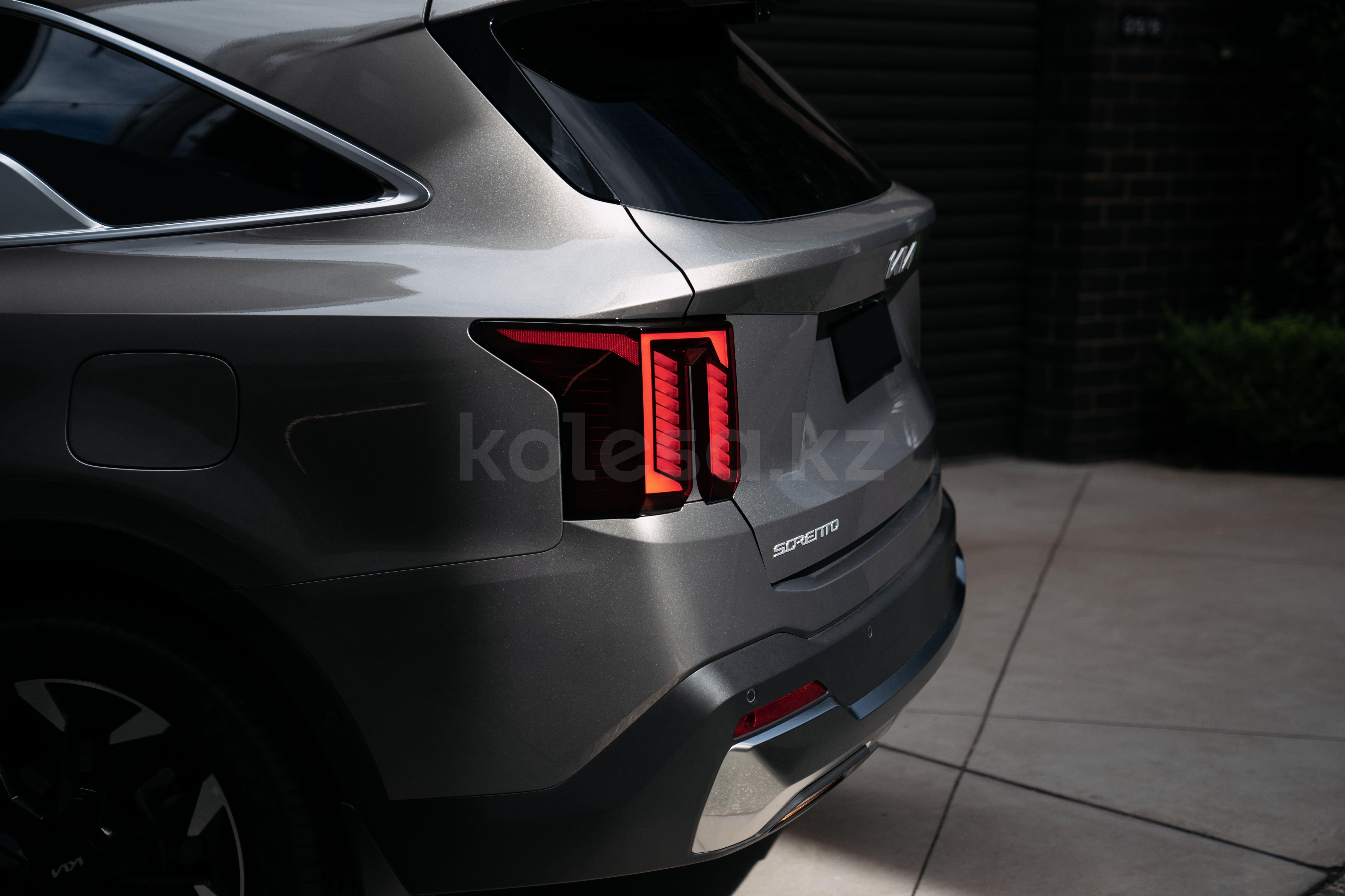 Kia Sorento SUV 2024 года от 18 690 000 тенге