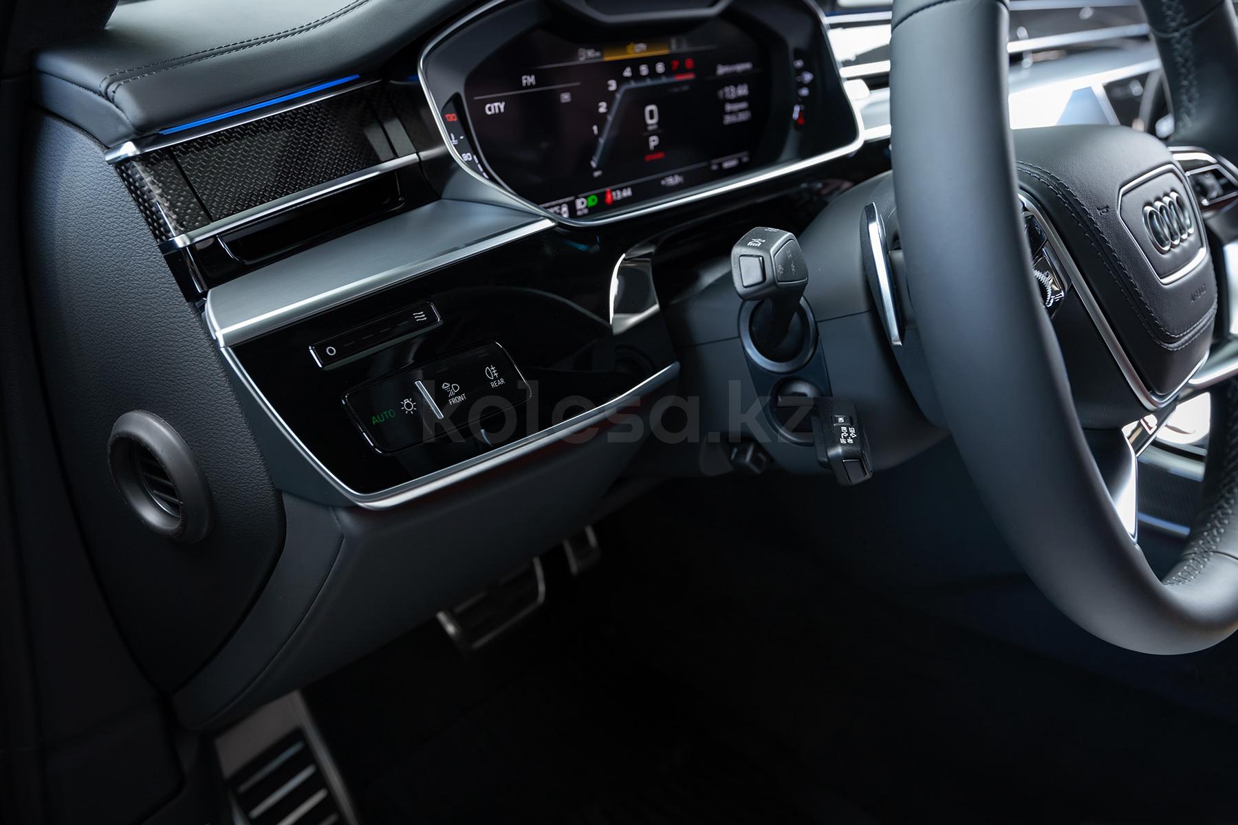 Audi S8 J 2019 - н.в. года