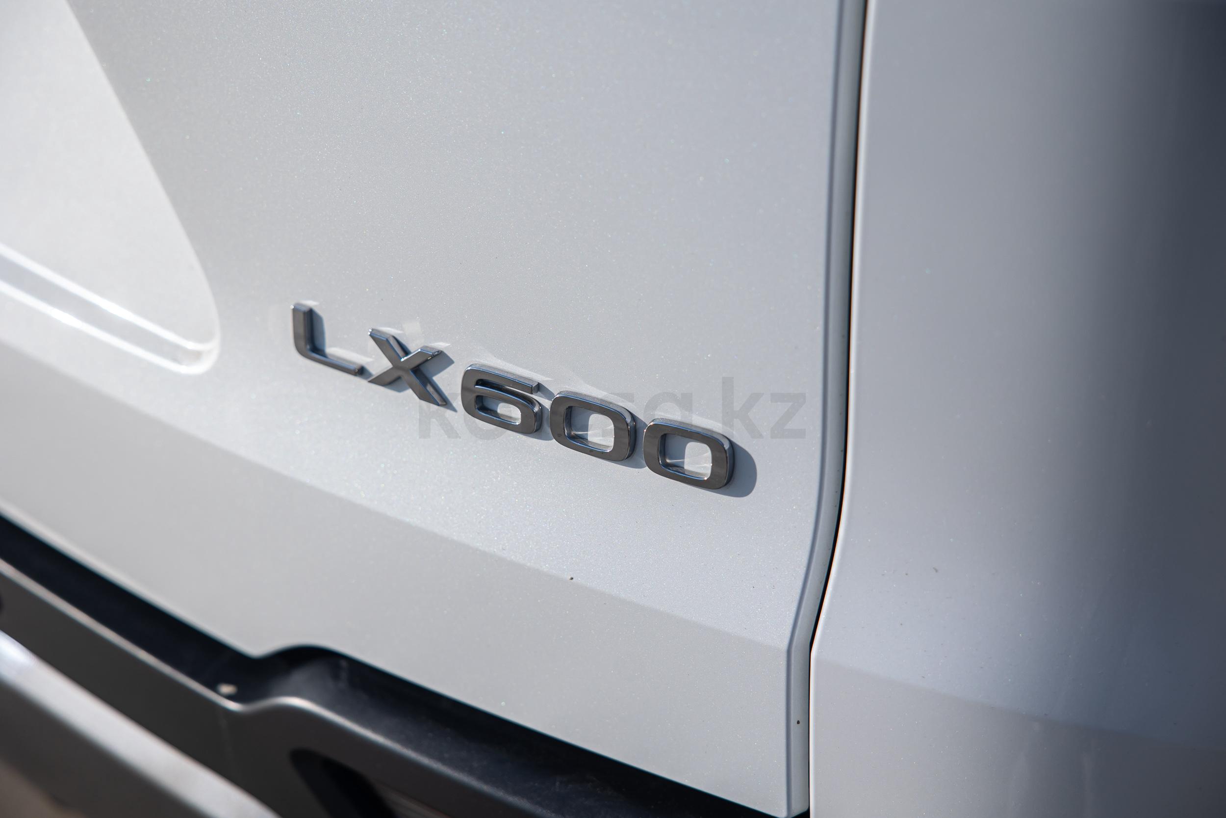 Lexus LX SUV 2021 года от 72 500 000 тенге