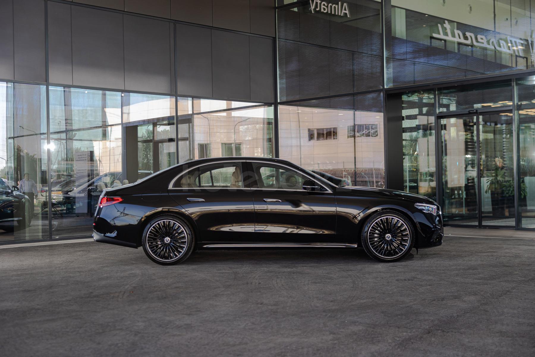 Mercedes-Benz E-Класс E 2023 - н.в. года от 37 500 000 тенге