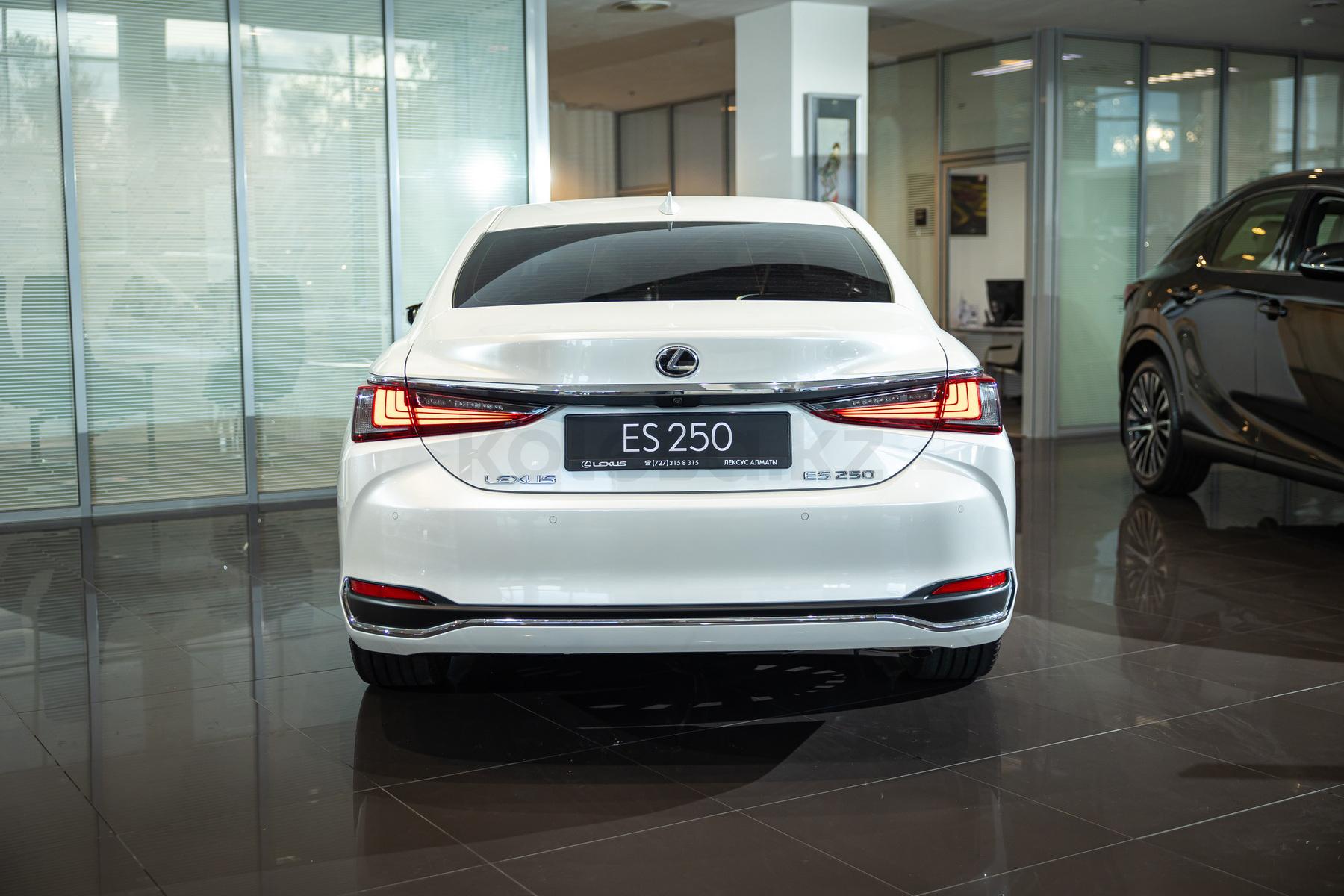 Lexus ES E 2021 - н.в. года от 31 190 000 тенге