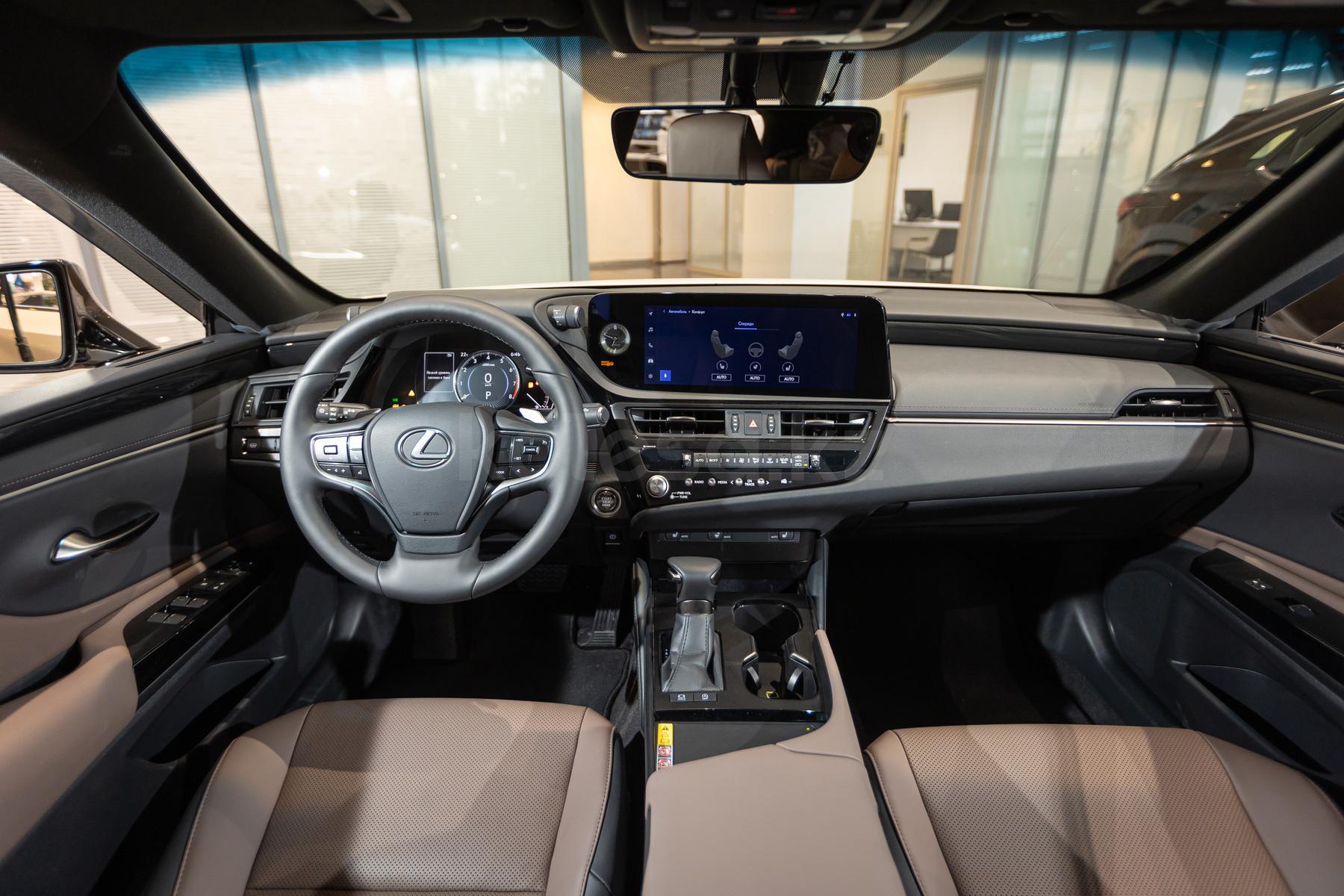 Lexus ES E 2021 - н.в. года от 31 190 000 тенге