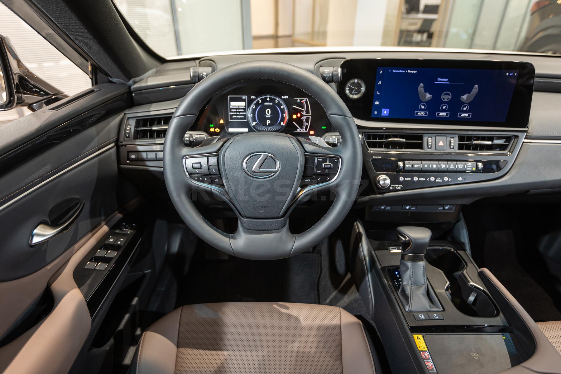 Lexus ES E 2021 - н.в. года от 31 190 000 тенге