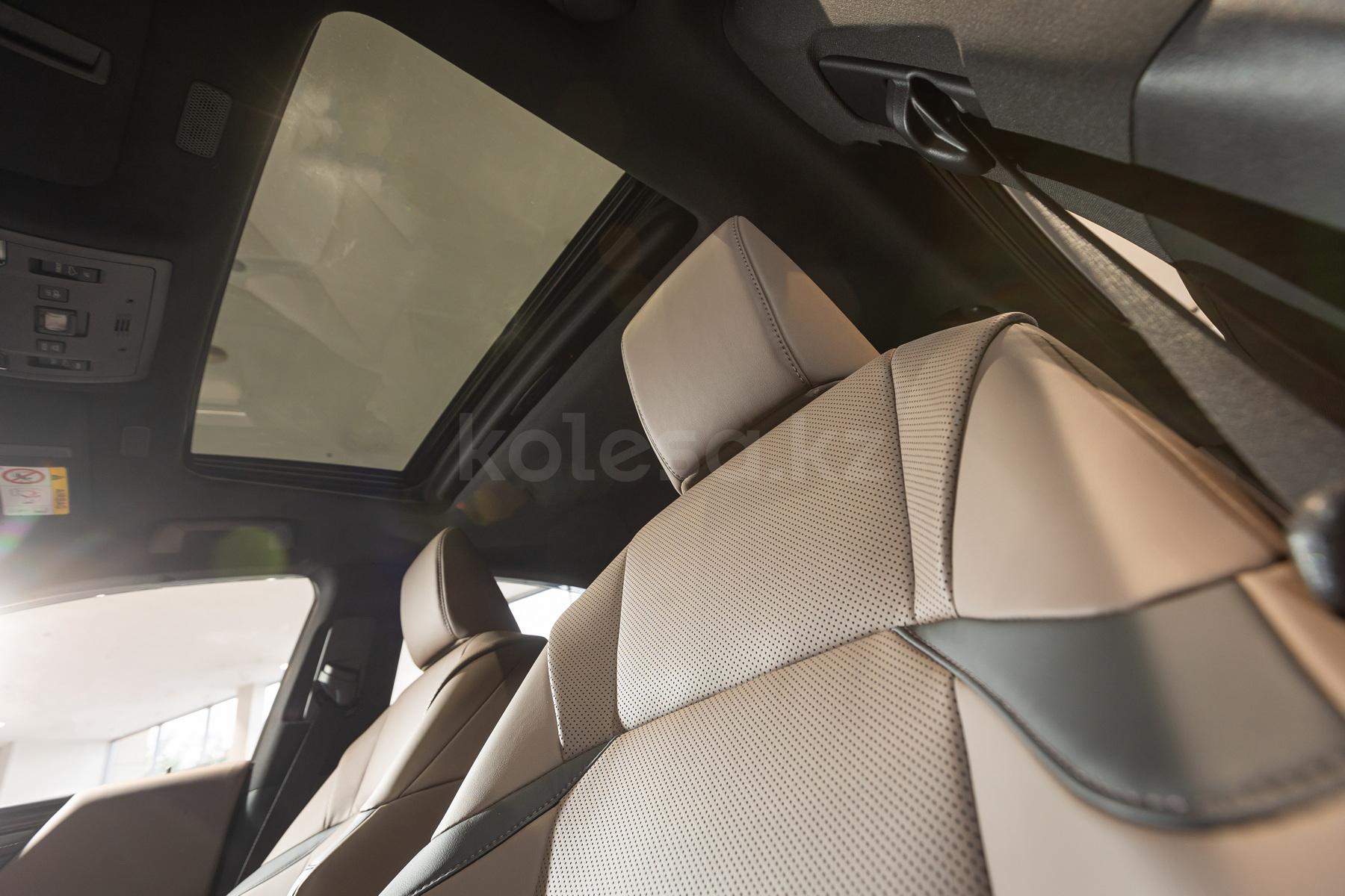 Lexus ES E 2021 - н.в. года от 31 190 000 тенге
