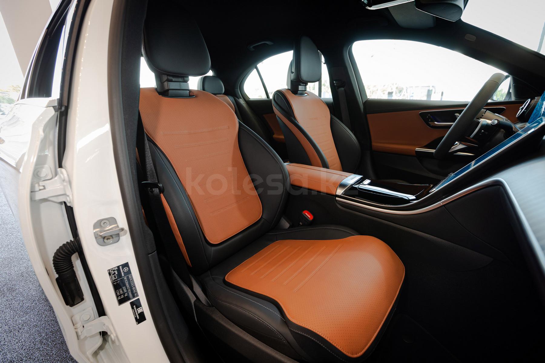 Mercedes-Benz C-Класс D 2021 - н.в. года от 30 000 000 тенге