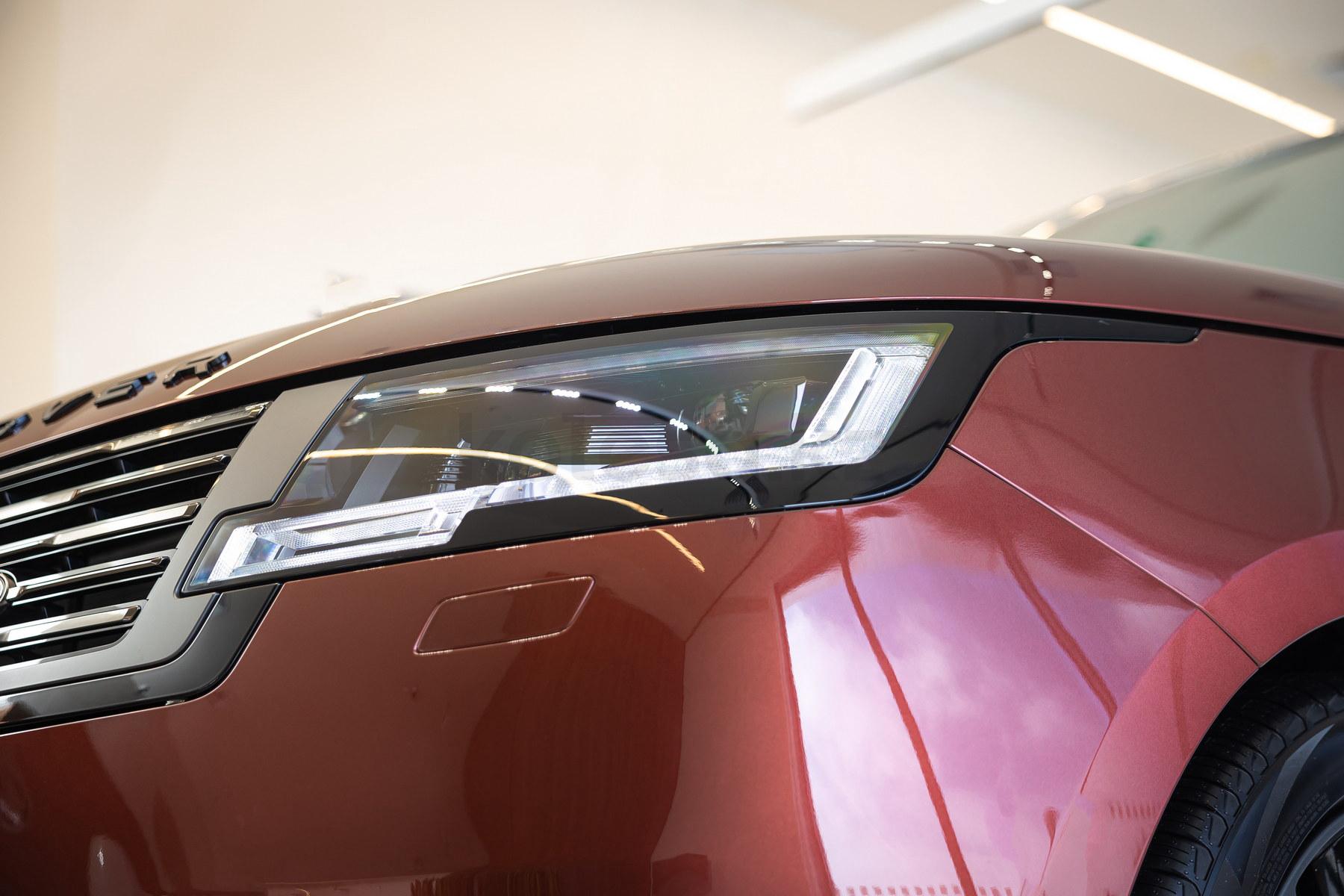Land Rover Range Rover SUV 2021 года от 136 357 000 тенге