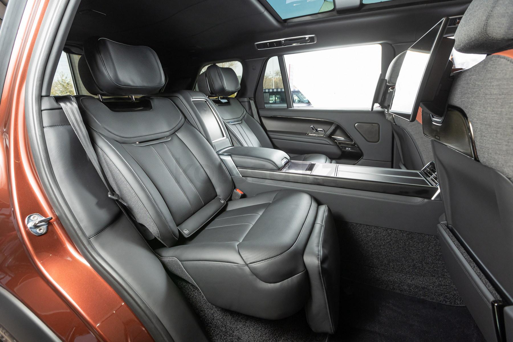 Land Rover Range Rover SUV 2021 года от 136 357 000 тенге