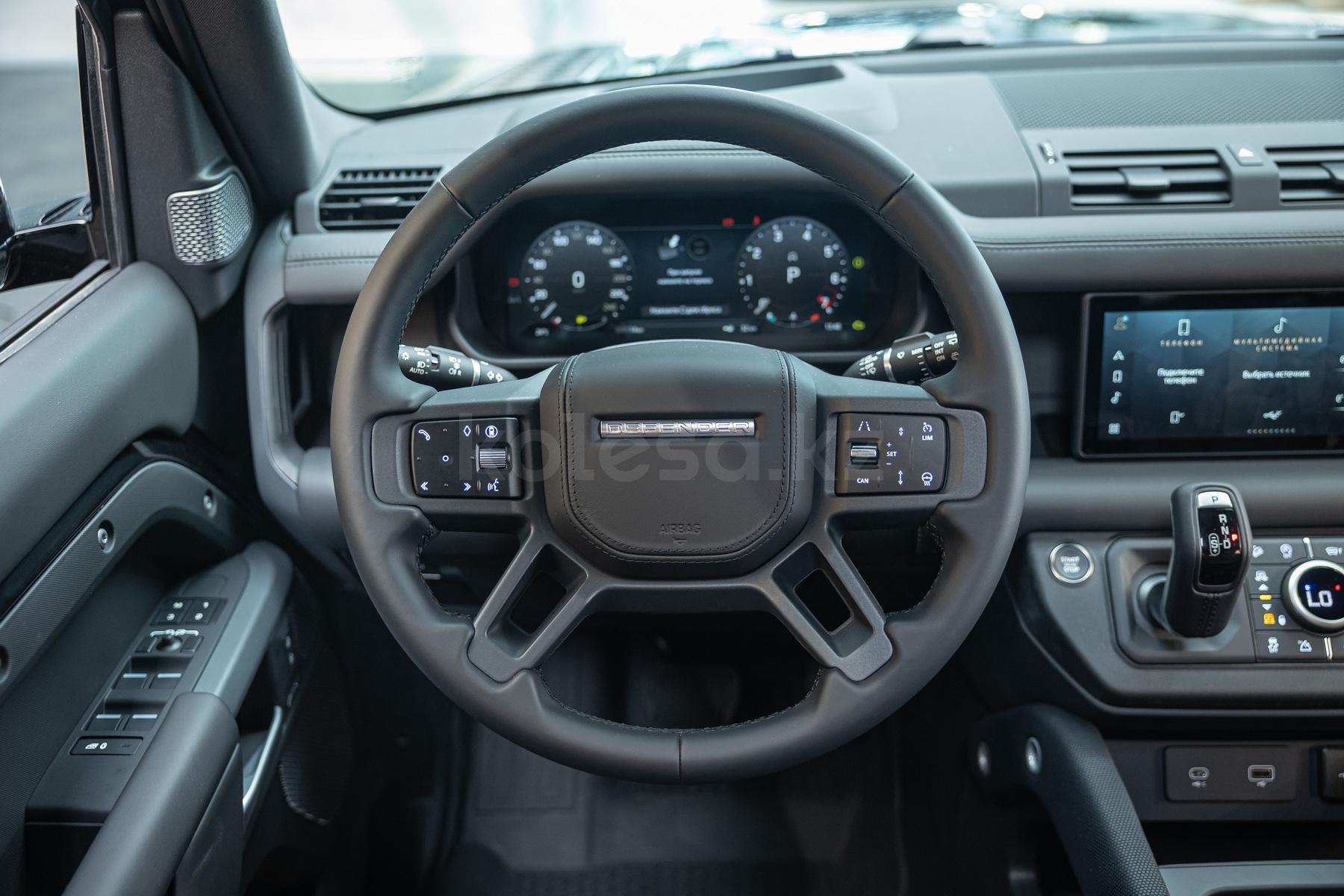 Land Rover Defender SUV 2019 - н.в. года от 76 411 000 тенге