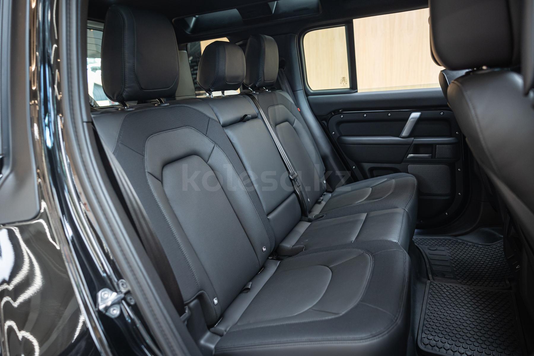 Land Rover Defender SUV 2019 - н.в. года от 76 411 000 тенге