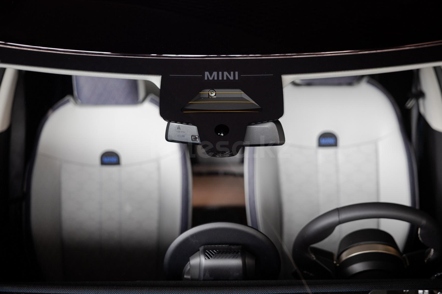 Mini Countryman SUV 2023 - н.в. года от 30 063 066 тенге