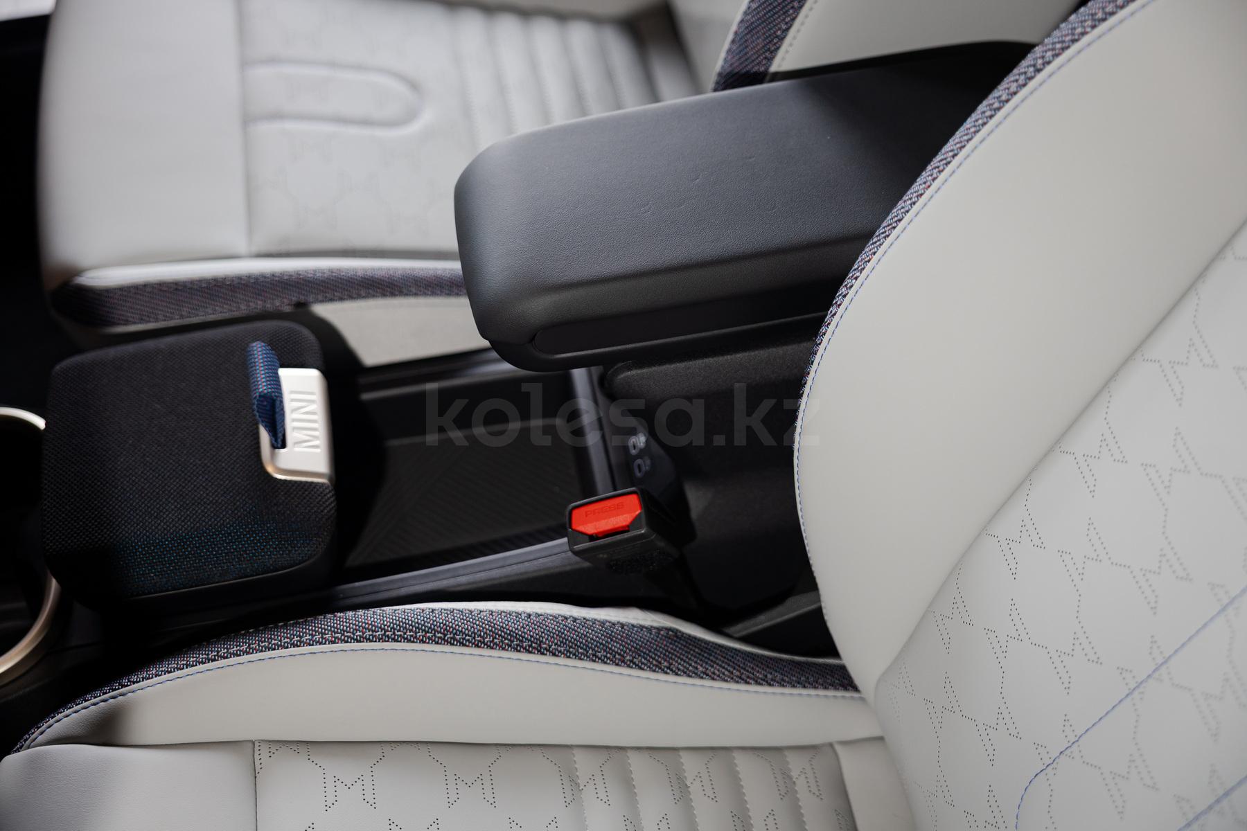 Mini Countryman SUV 2023 - н.в. года от 30 063 066 тенге