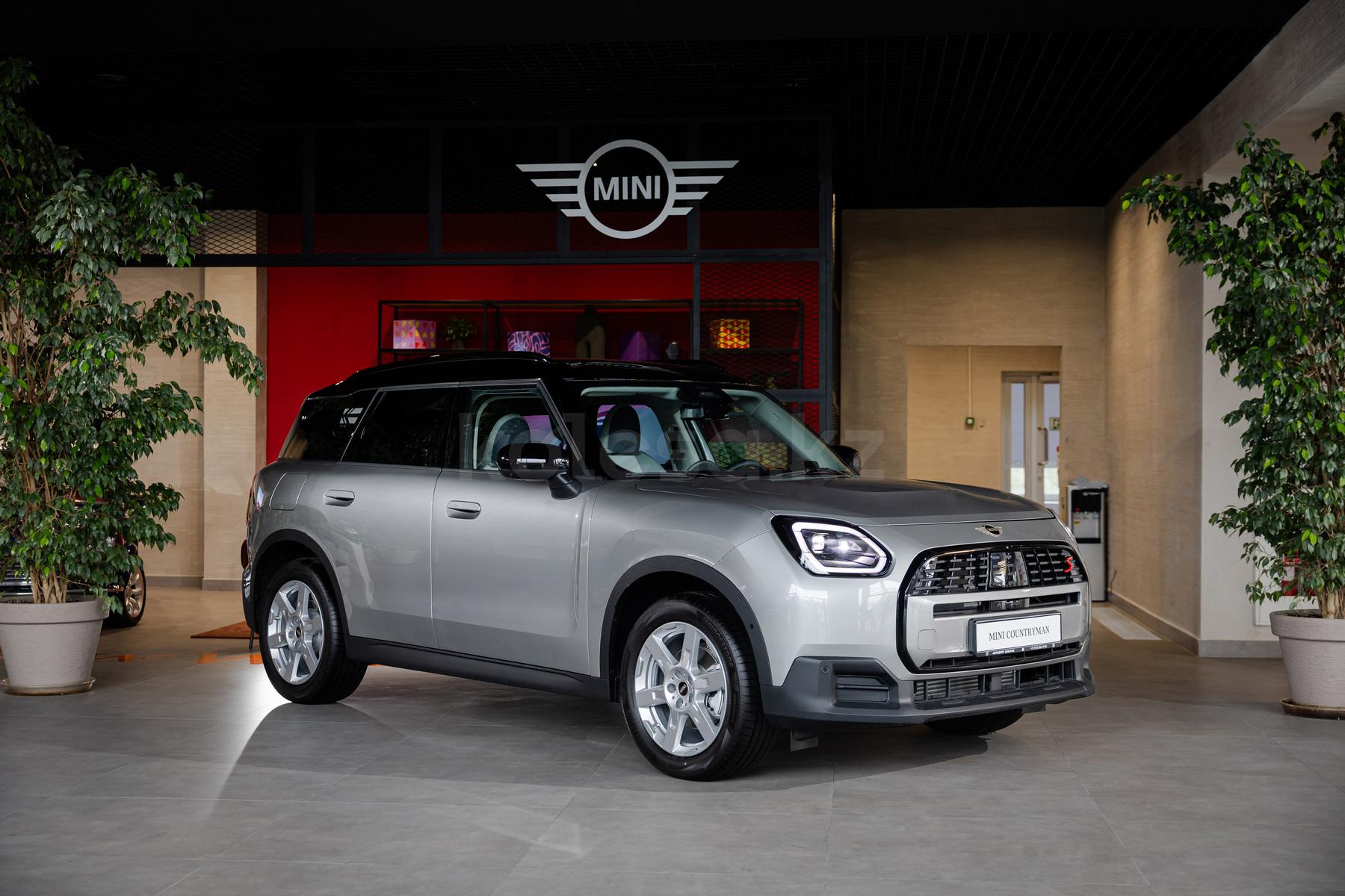 Mini Countryman SUV 2023 - н.в. года от 30 063 066 тенге