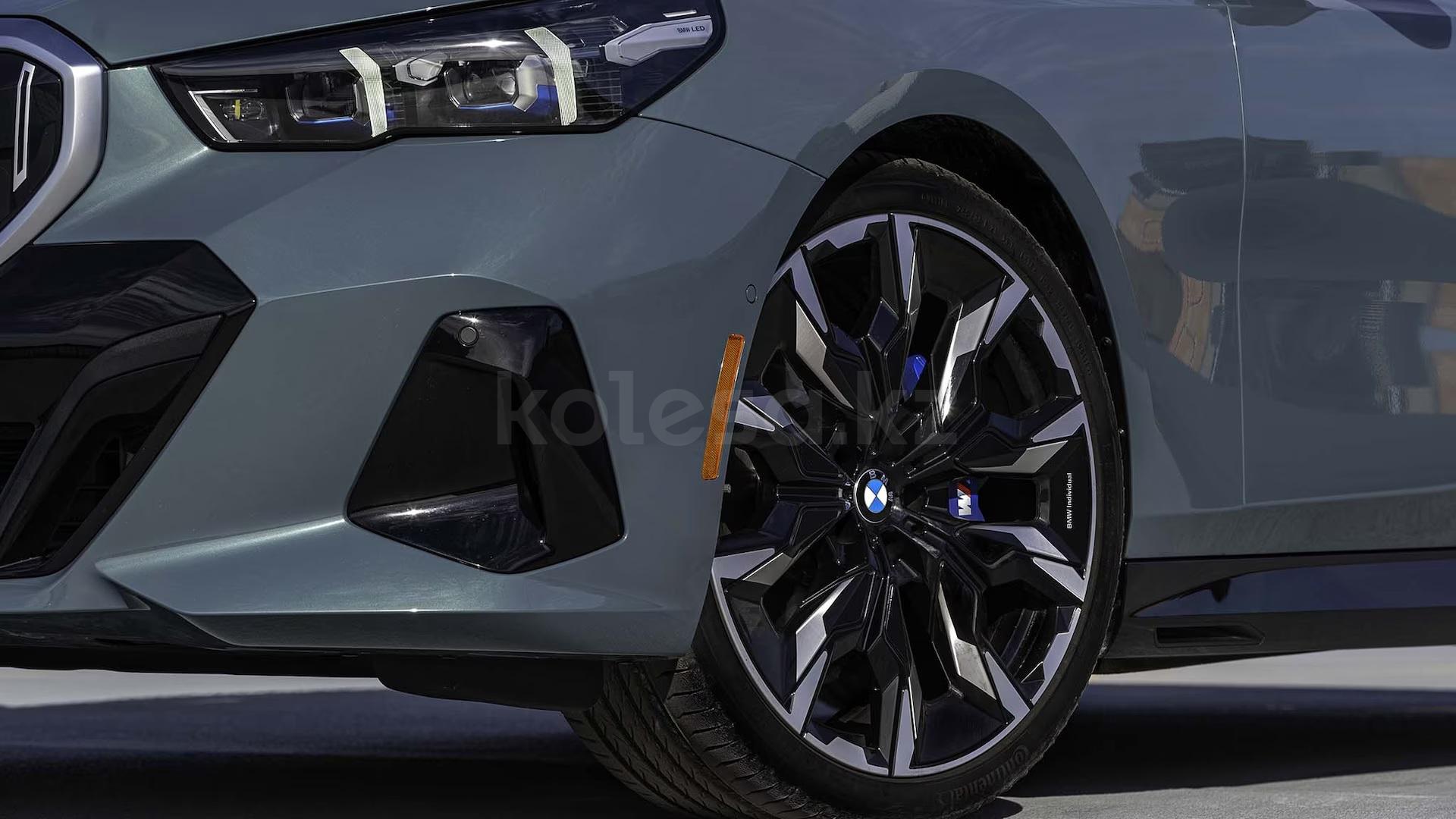 BMW 5 серия E 2023 - н.в. года от 33 880 000 тенге