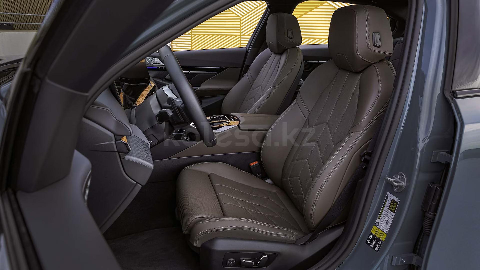 BMW 5 серия E 2023 - н.в. года от 33 880 000 тенге