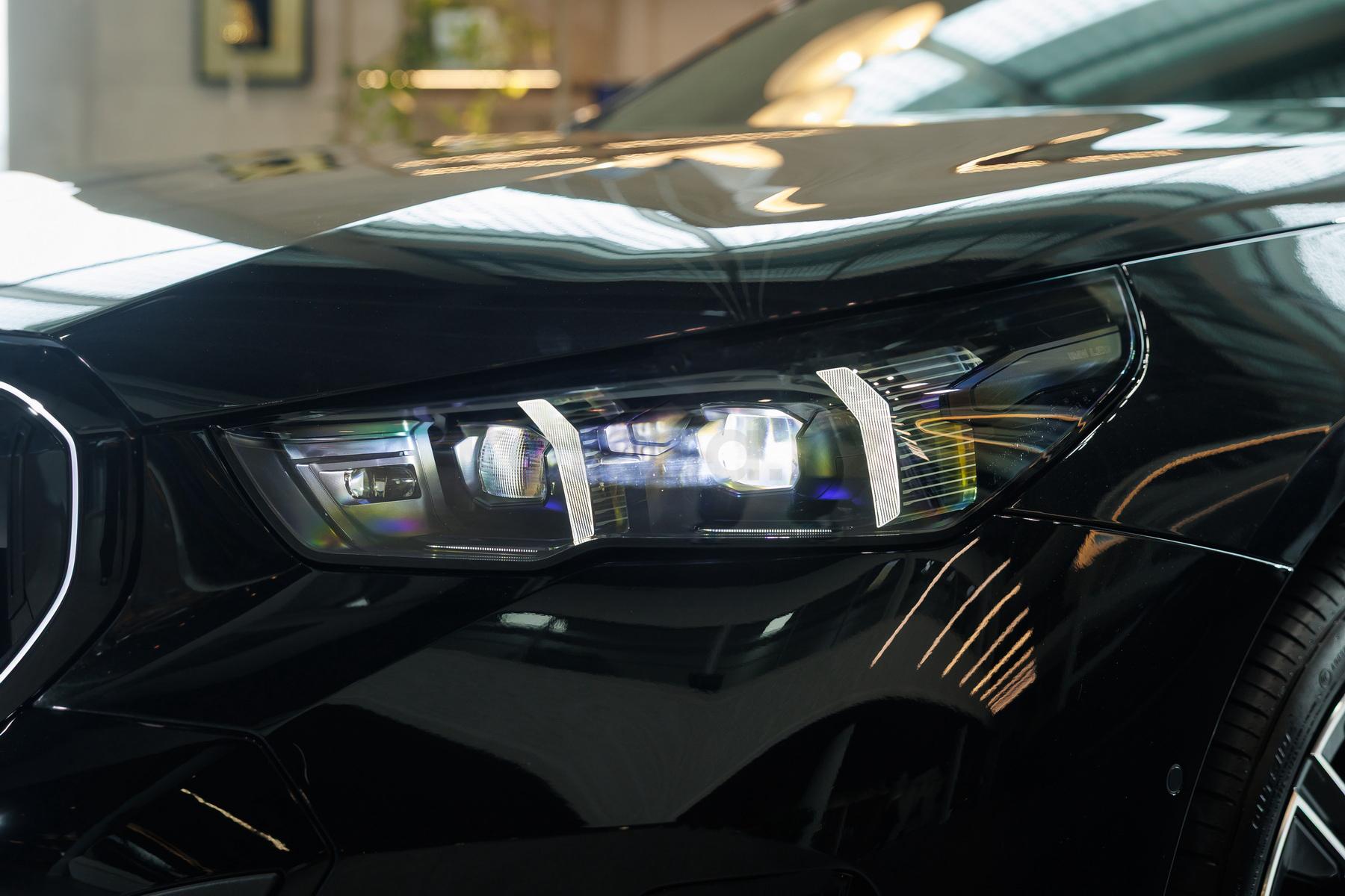 BMW 5 серия E 2023 - н.в. года от 29 800 000 тенге