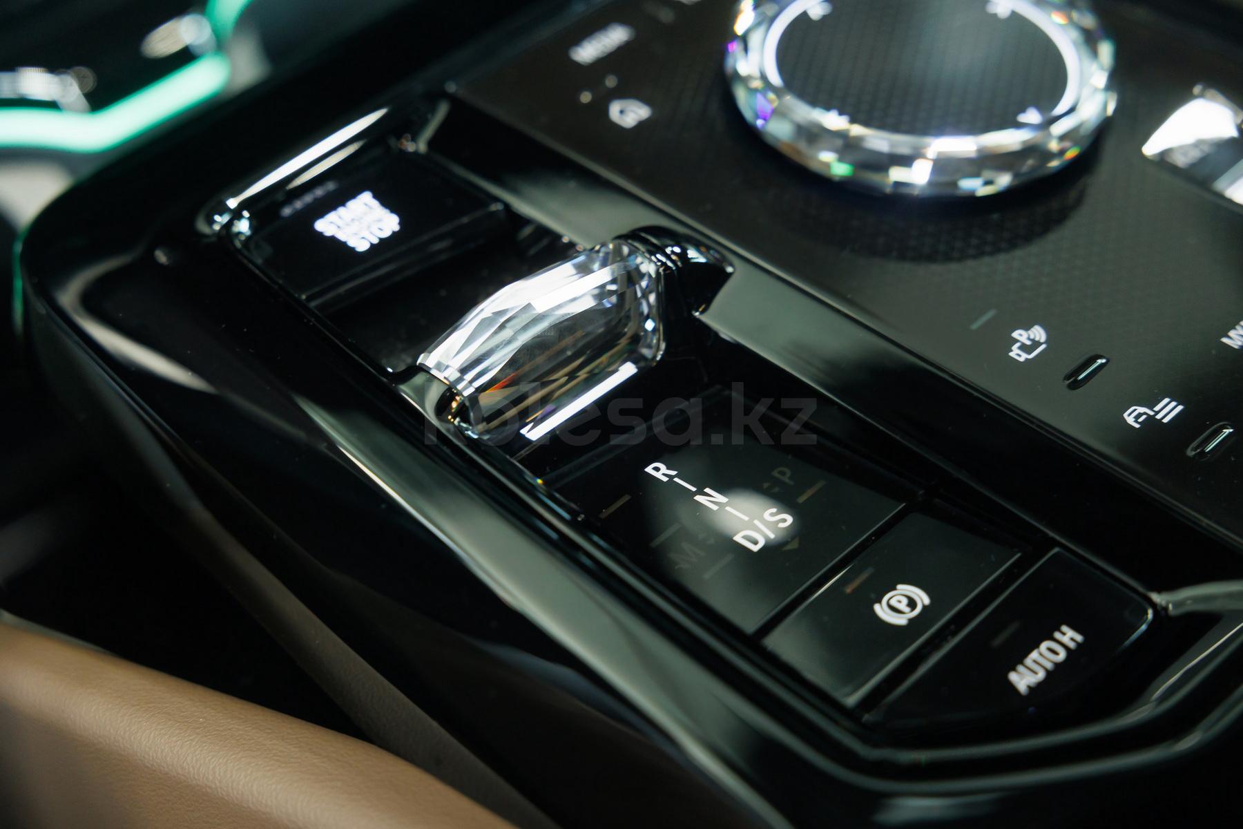 BMW 5 серия E 2023 - н.в. года от 29 800 000 тенге