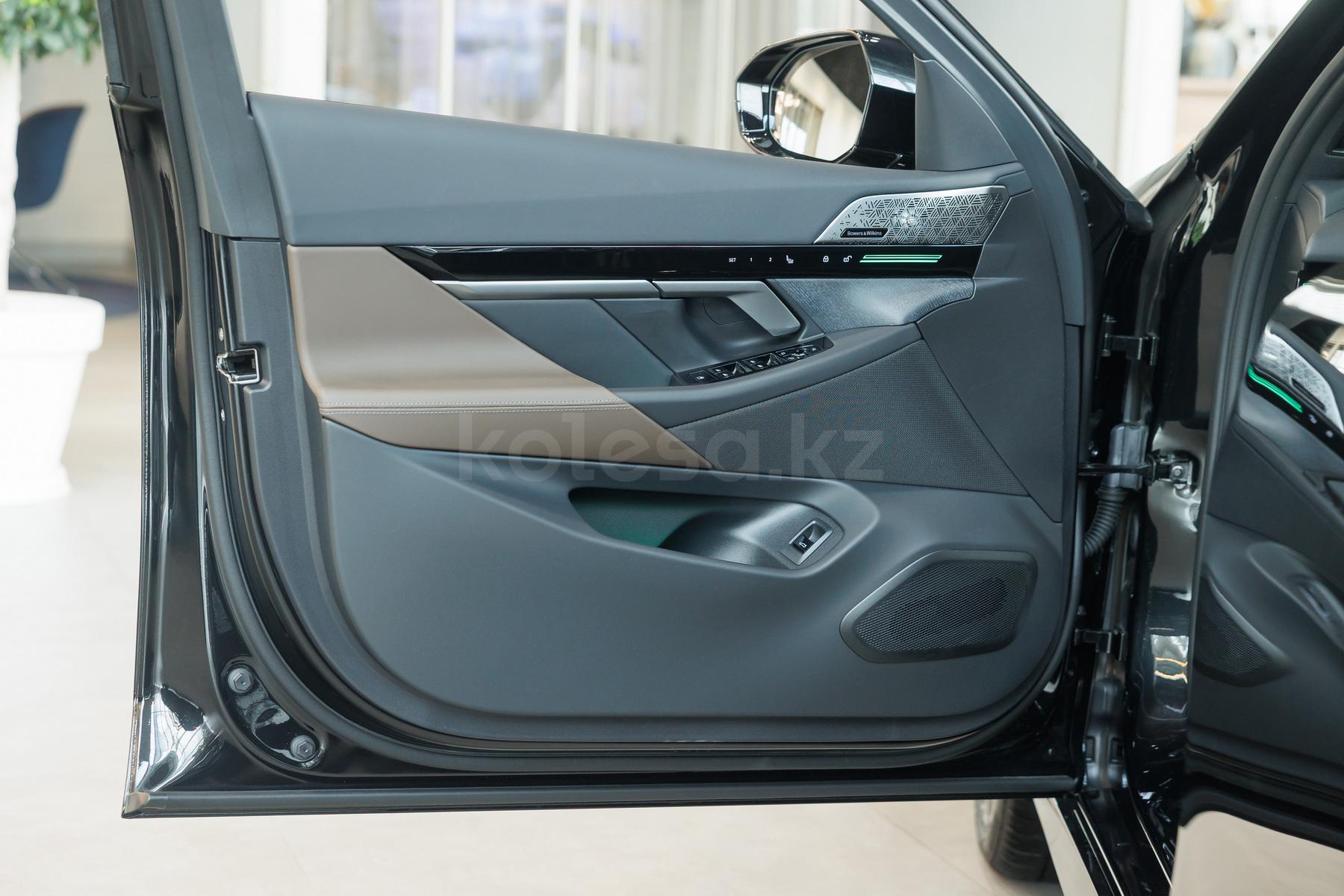 BMW 5 серия E 2023 - н.в. года от 29 800 000 тенге