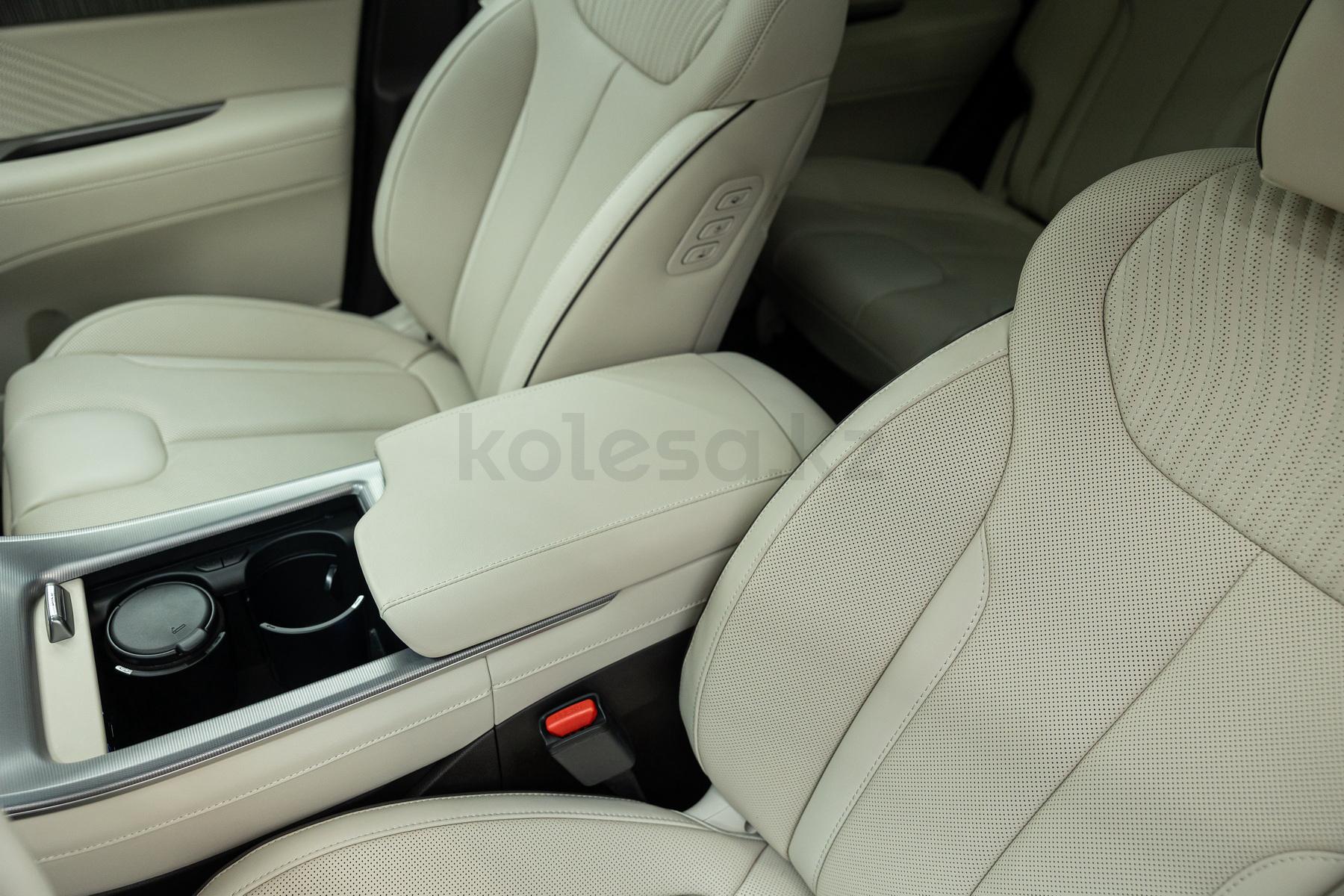 Hyundai Palisade SUV 2022 - н.в. года от 27 657 300 тенге