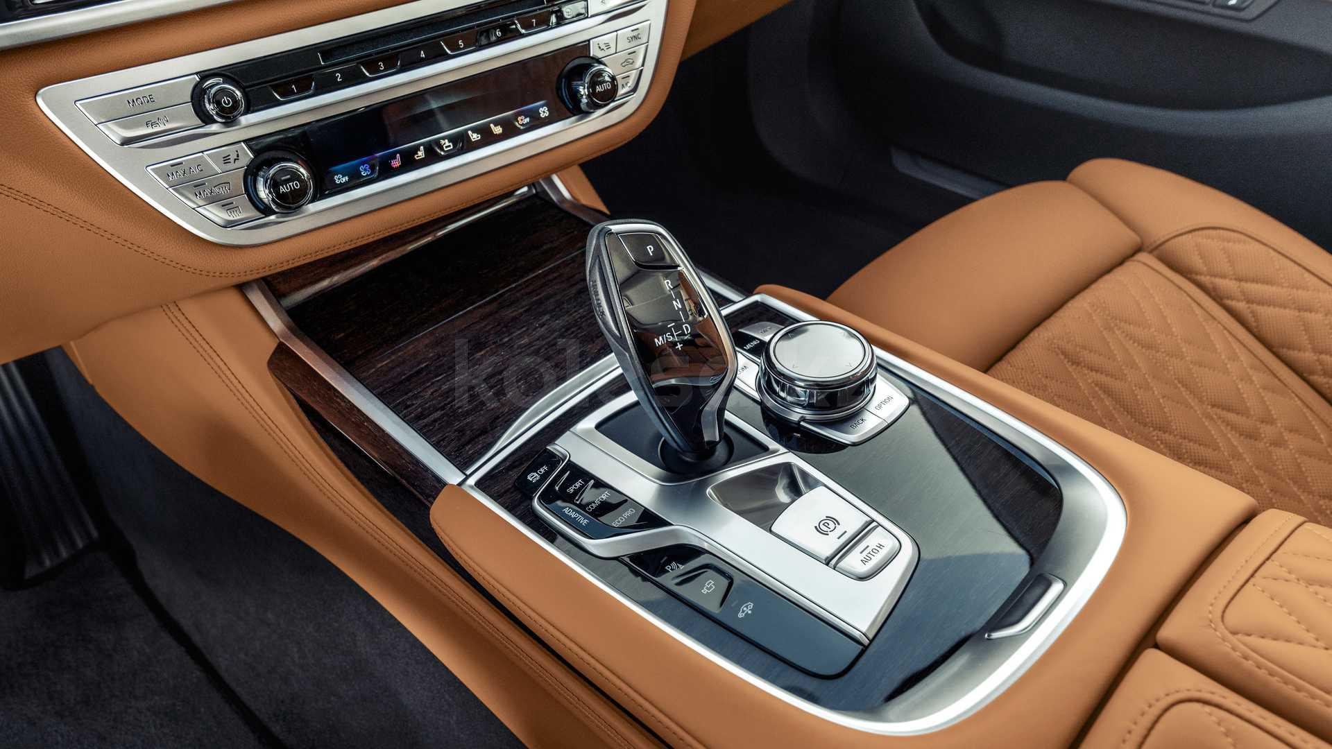 BMW 7 серия E 2019 - н.в. года