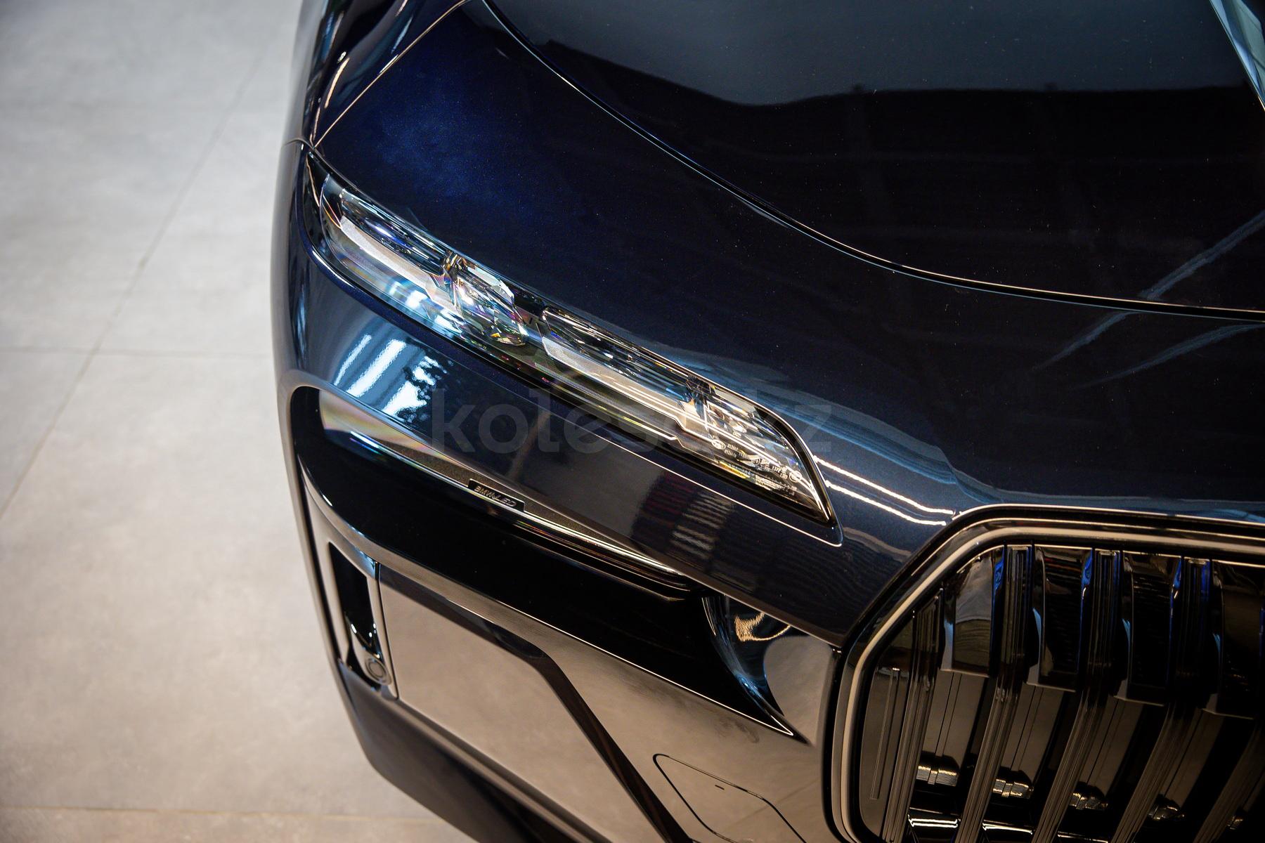 BMW 7 серия F 2022 - н.в. года от 107 259 104 тенге