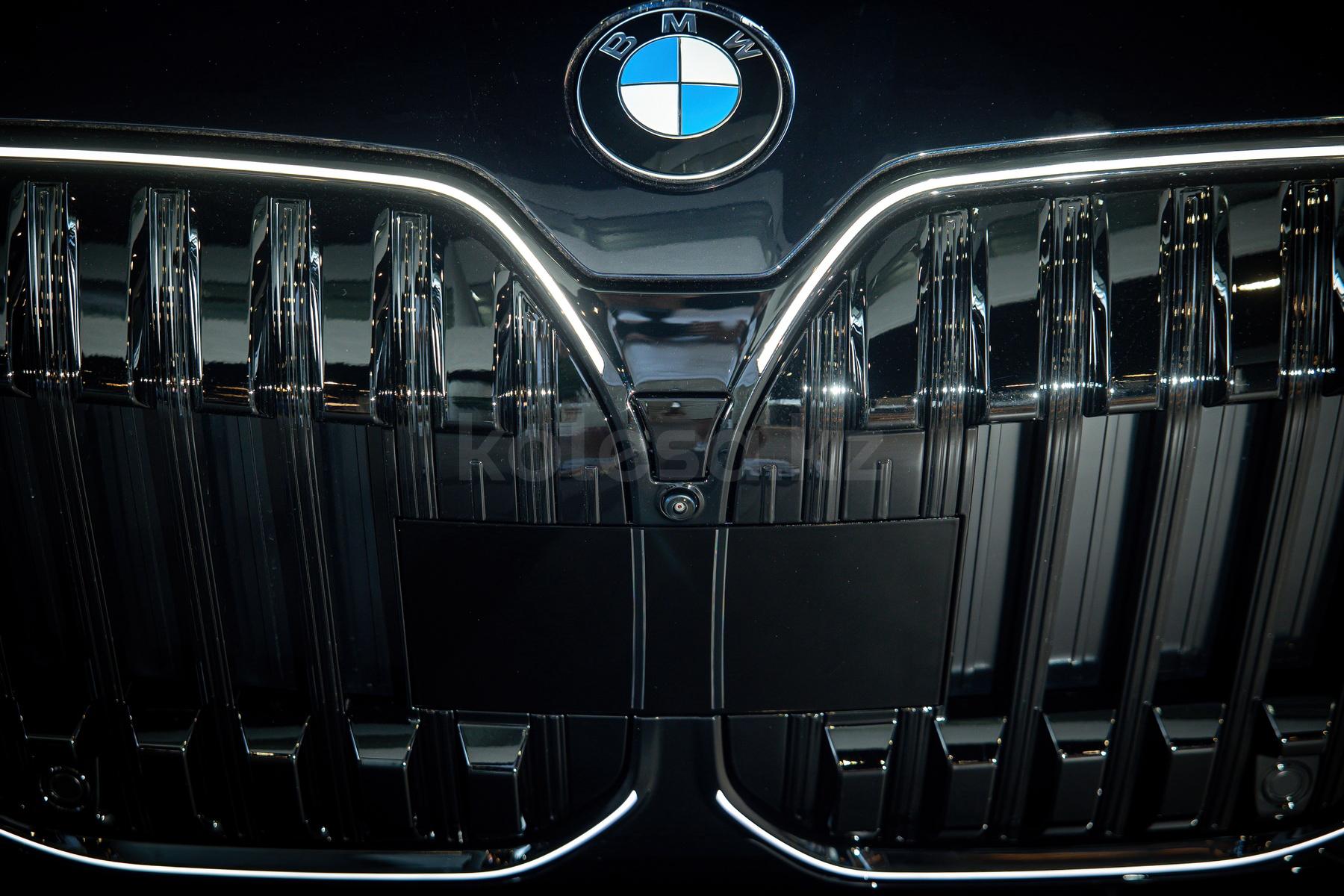 BMW 7 серия F 2022 - н.в. года от 107 259 104 тенге