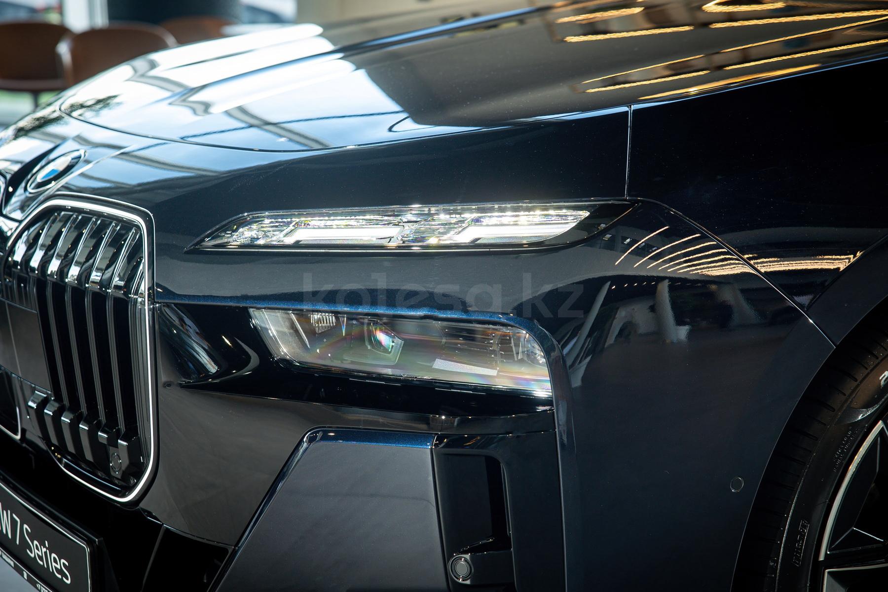 BMW 7 серия F 2022 - н.в. года от 107 259 104 тенге