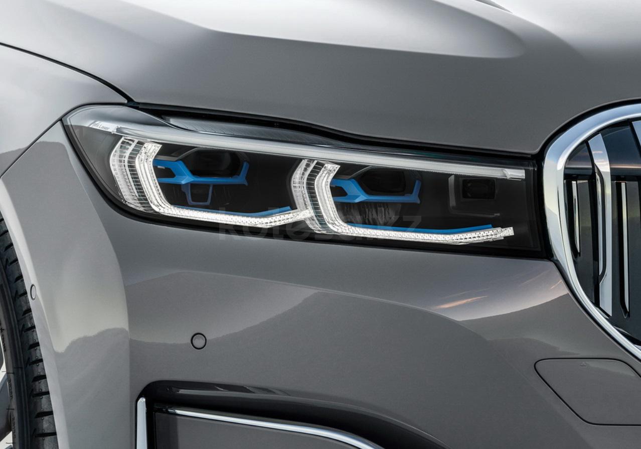 BMW 7 серия E 2019 - н.в. года