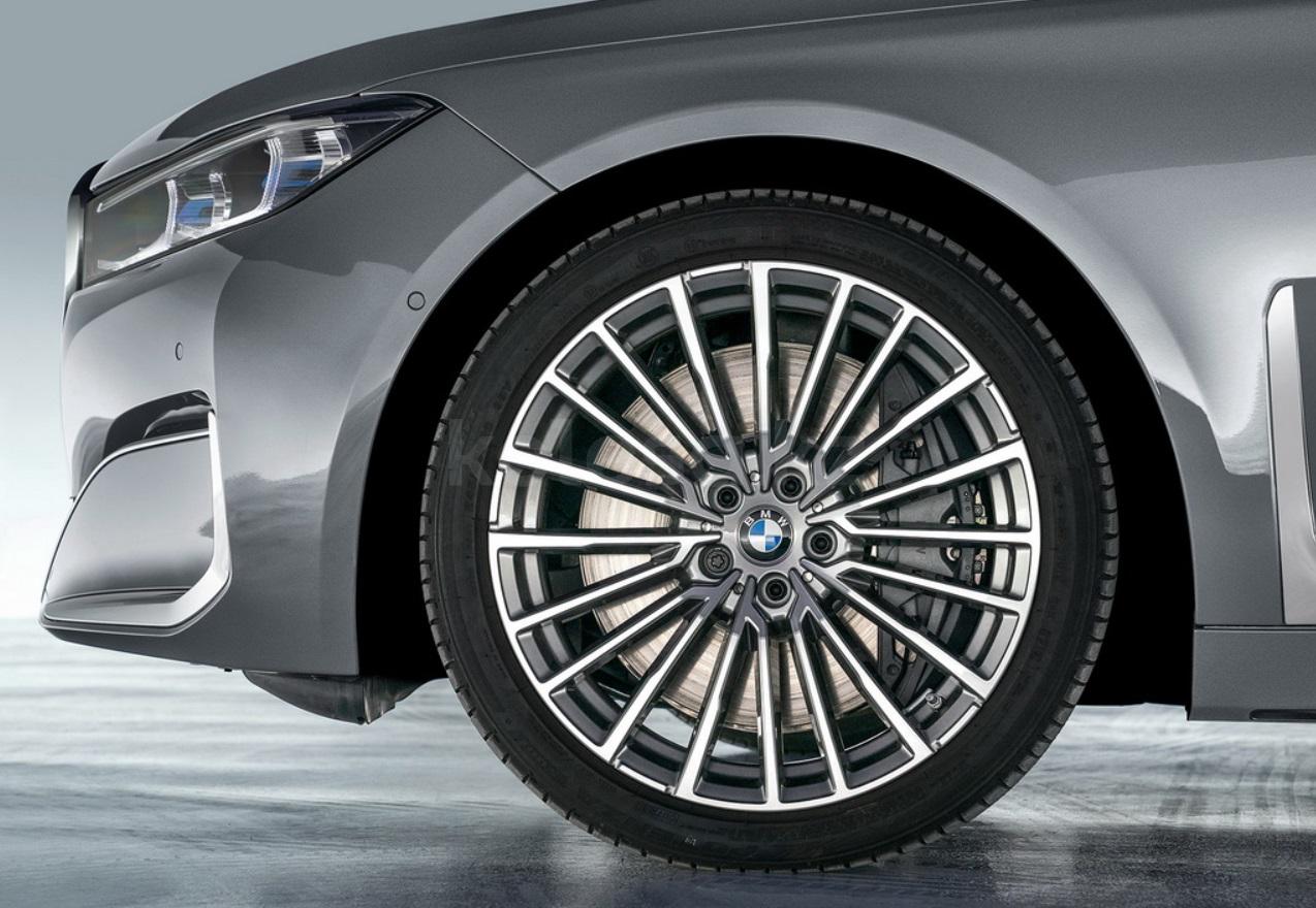 BMW 7 серия E 2019 - н.в. года