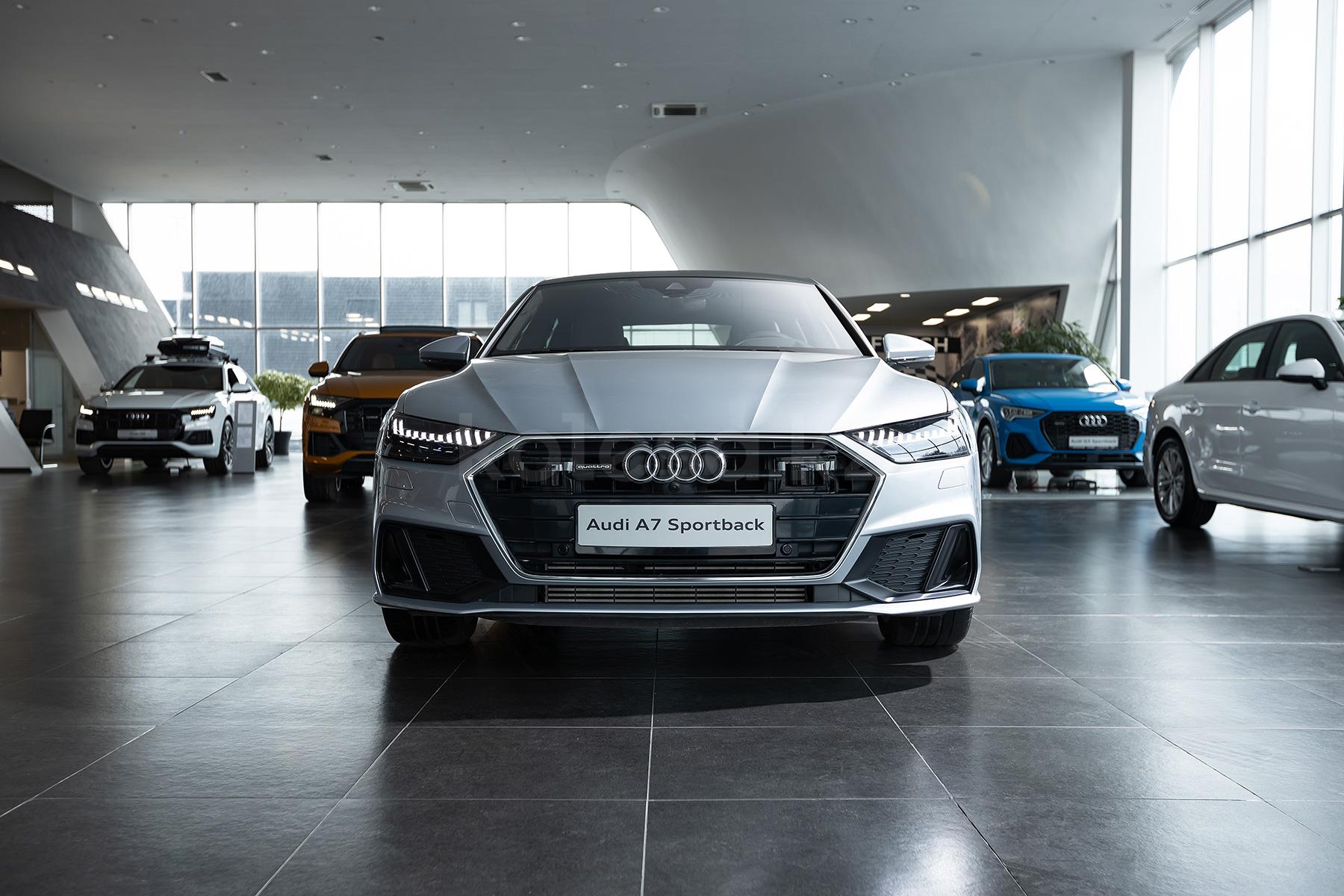 Audi A7 E 2017 - н.в. года