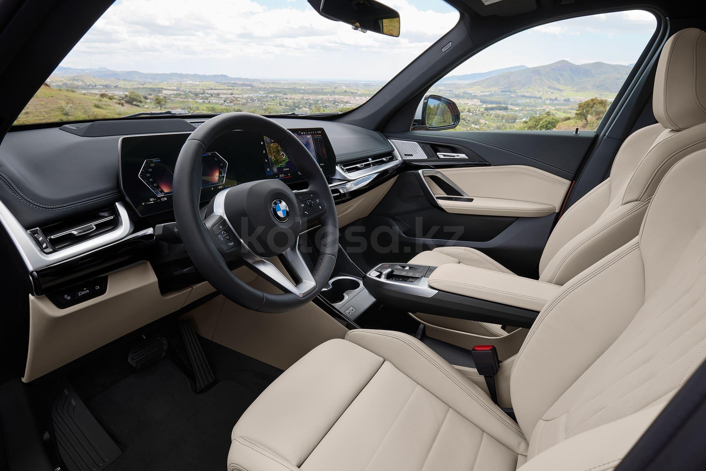 BMW X1 SUV 2022 - н.в. года от 34 890 000 тенге