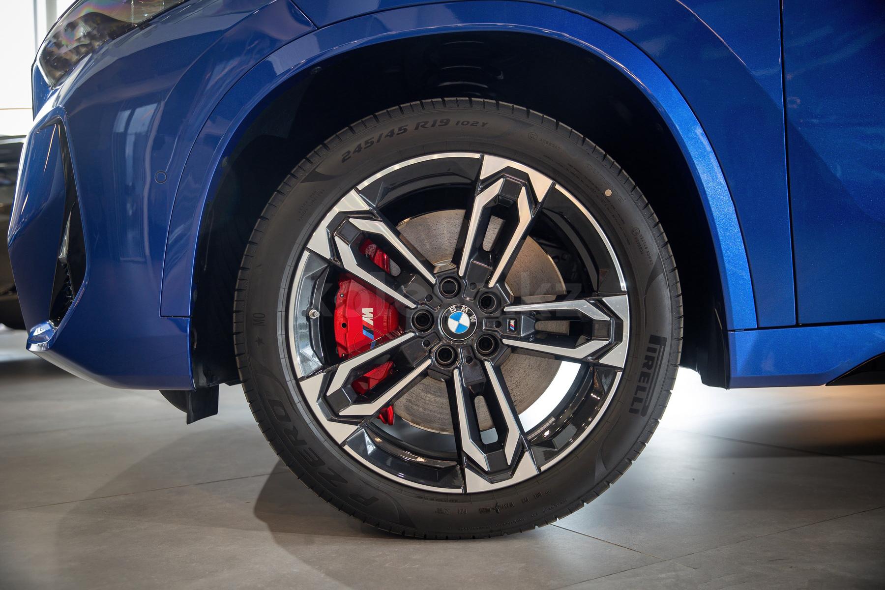 BMW X1 SUV 2022 - н.в. года от 22 800 000 тенге