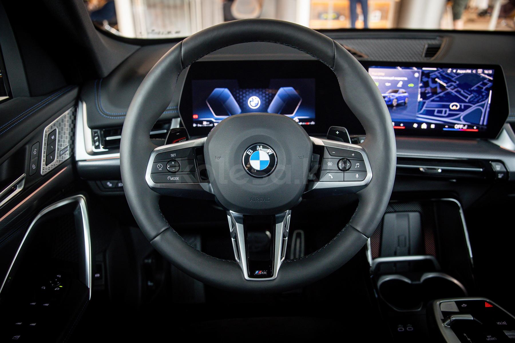 BMW X1 SUV 2022 - н.в. года от 22 800 000 тенге