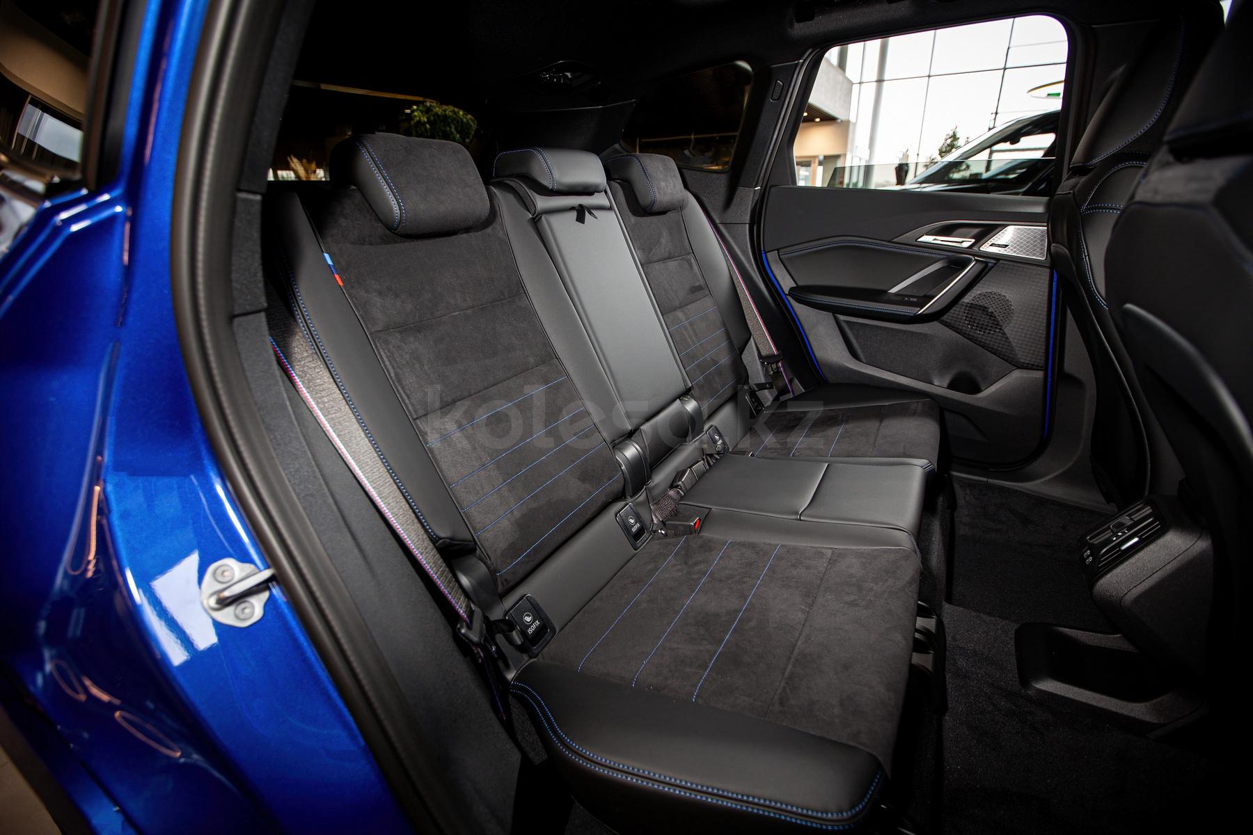 BMW X1 SUV 2022 - н.в. года от 22 800 000 тенге