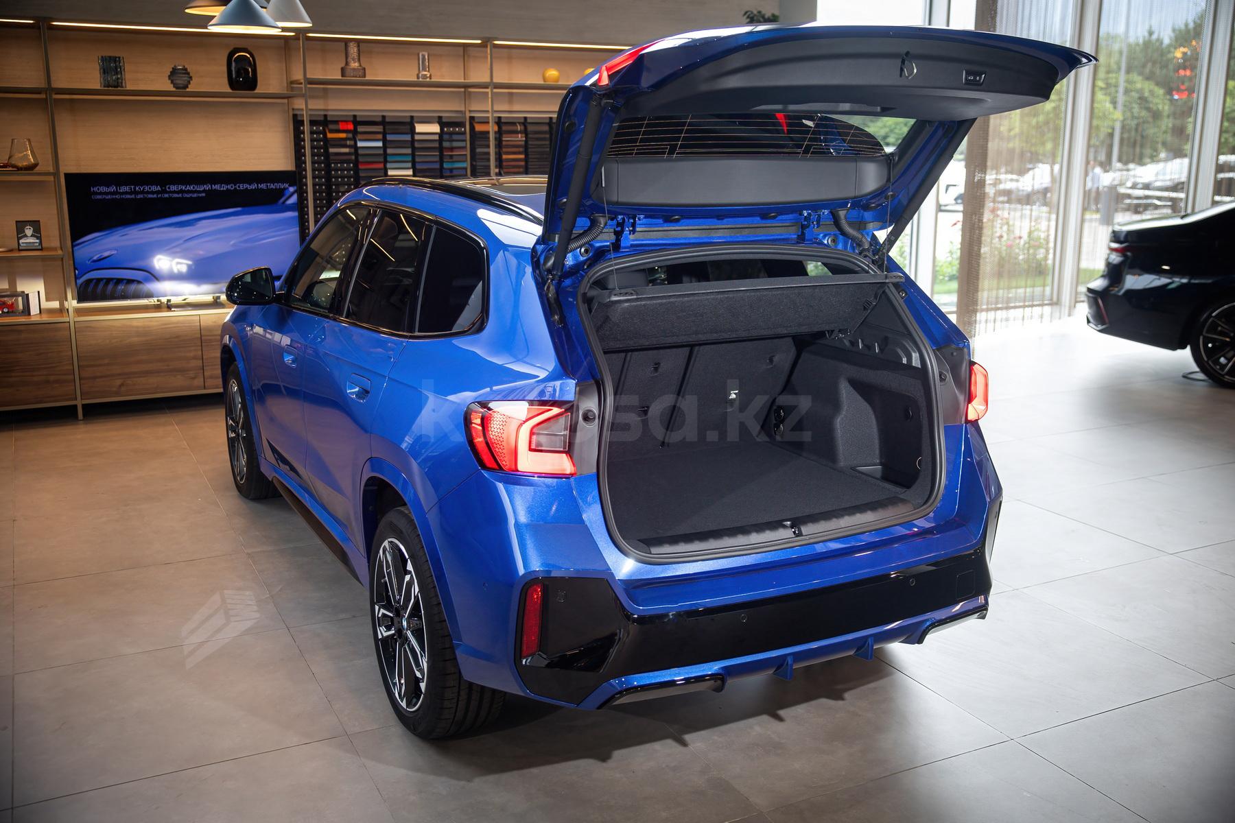 BMW X1 SUV 2022 - н.в. года от 22 800 000 тенге