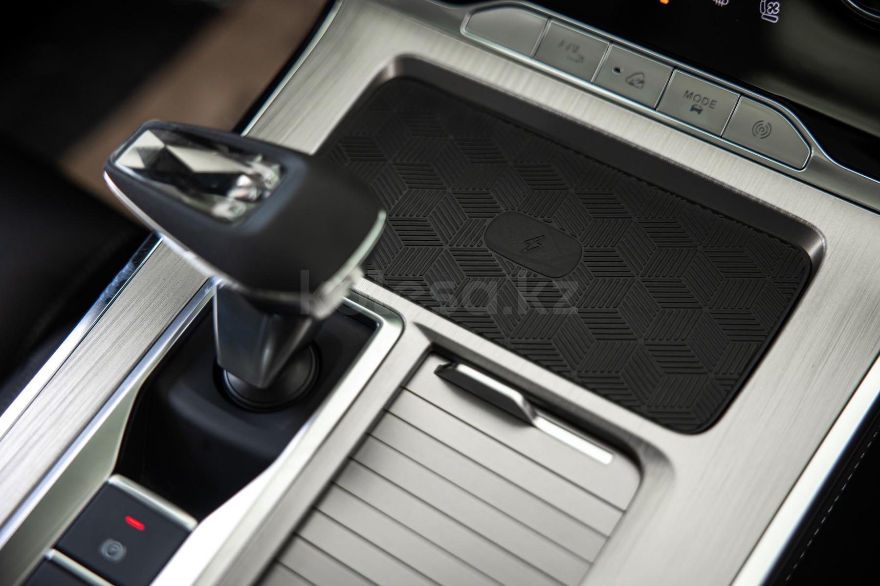 Exeed VX SUV 2021 - н.в. года от 19 100 000 тенге