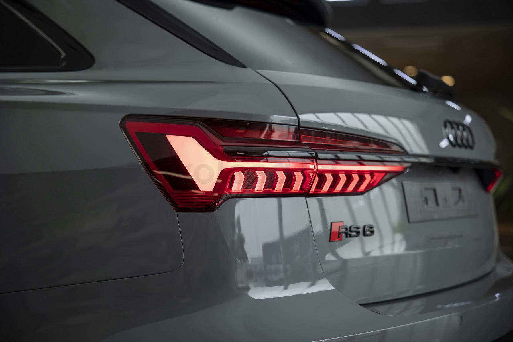 Audi RS 6 E 2021 - н.в. года
