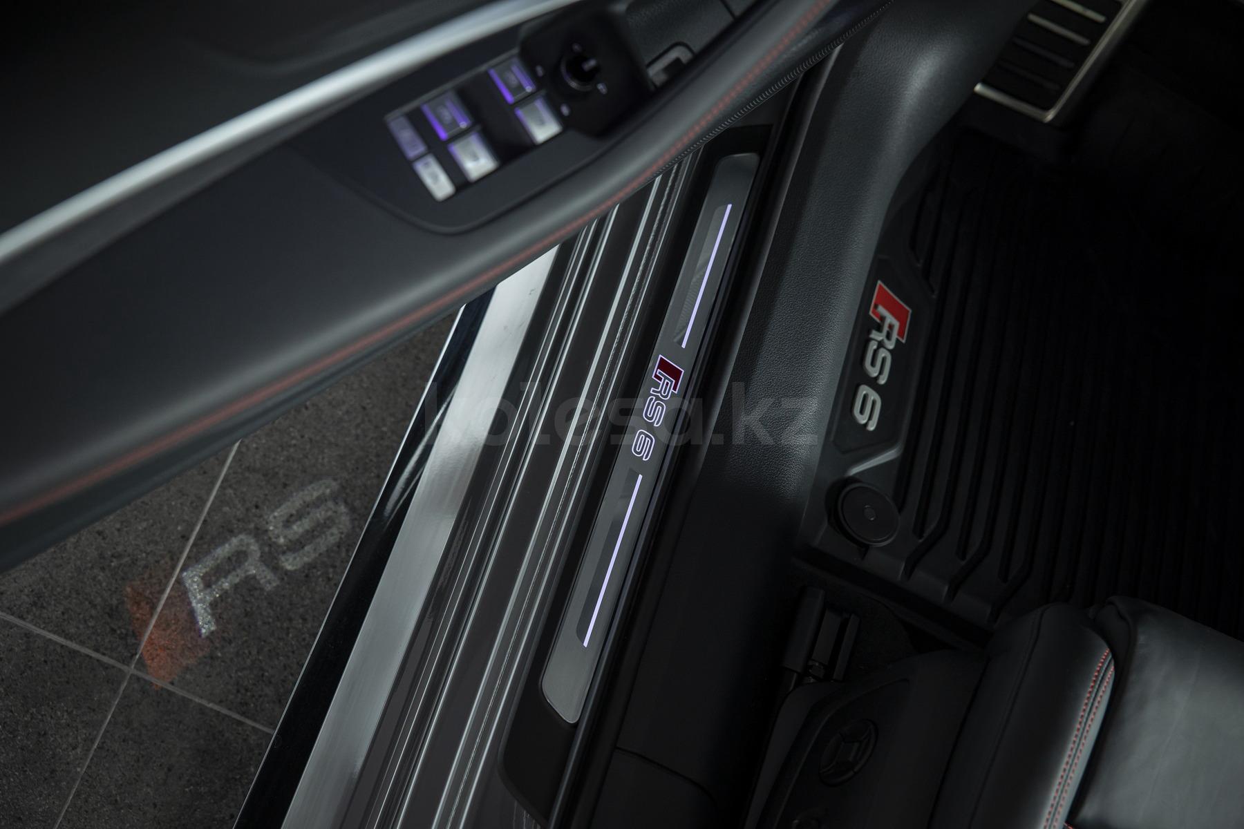 Audi RS 6 E 2021 - н.в. года