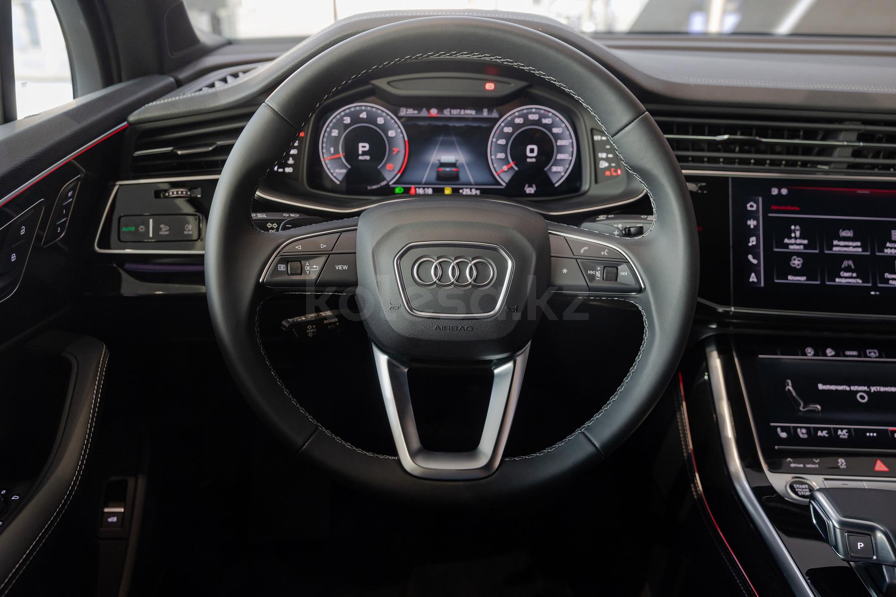 Audi Q7 SUV 2019 - н.в. года от 44 990 000 тенге