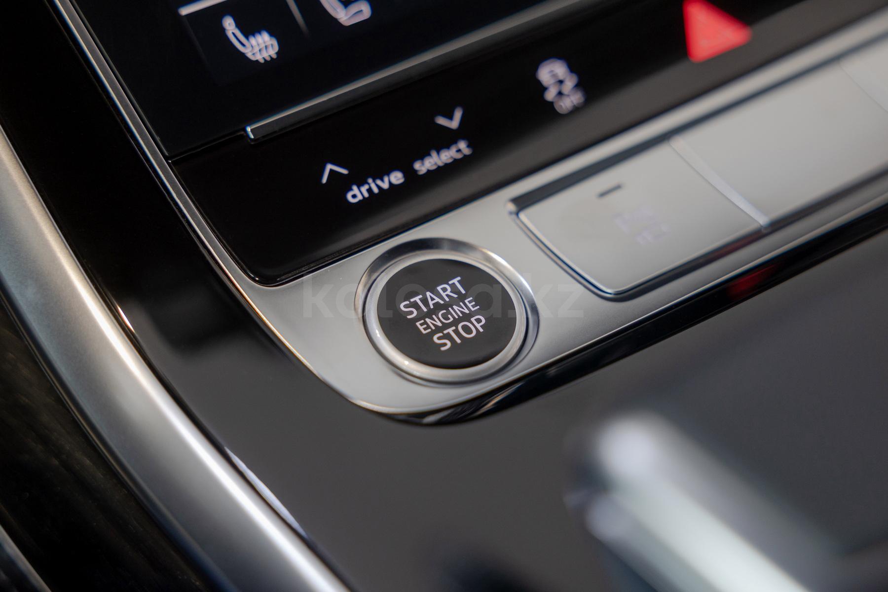 Audi Q7 SUV 2019 - н.в. года от 44 990 000 тенге