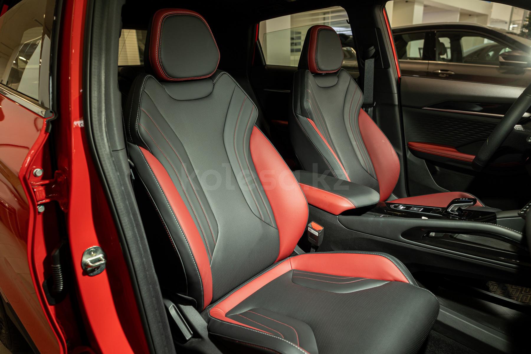 Geely Coolray SUV 2023 - н.в. года от 9 600 000 тенге