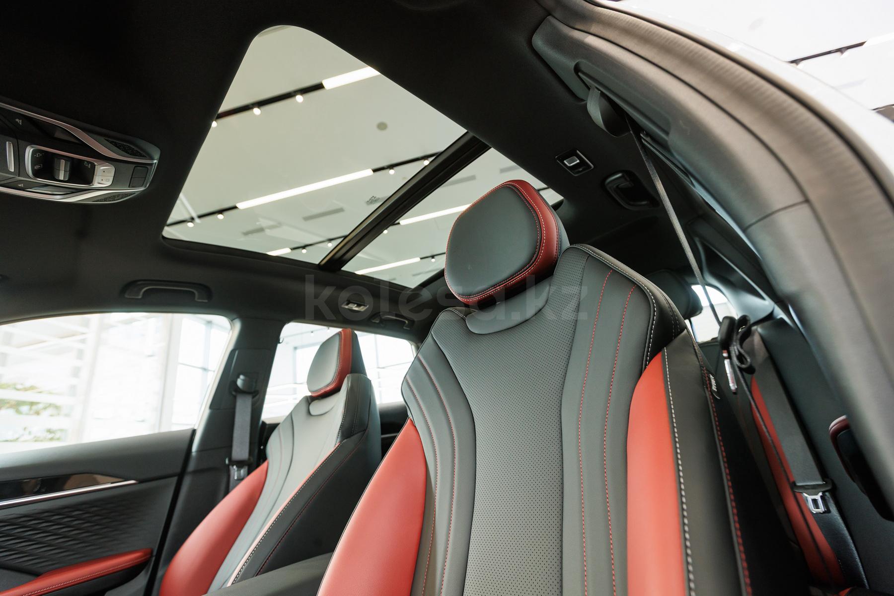 Geely Coolray SUV 2023 - н.в. года от 8 000 000 тенге