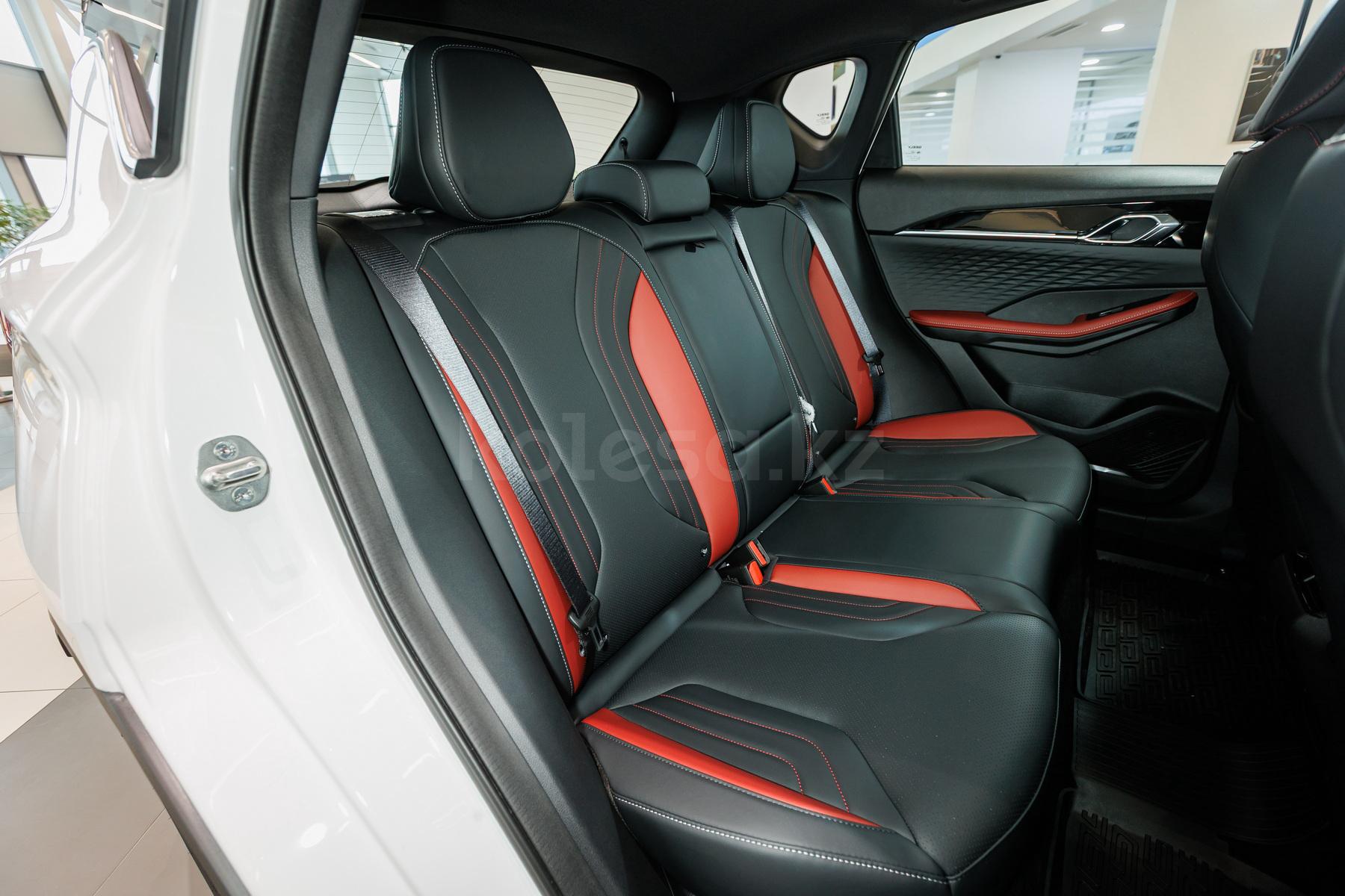 Geely Coolray SUV 2023 - н.в. года от 8 000 000 тенге