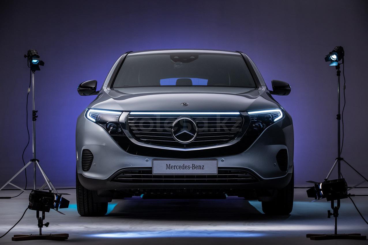 Mercedes-Benz EQC SUV 2018 - н.в. года