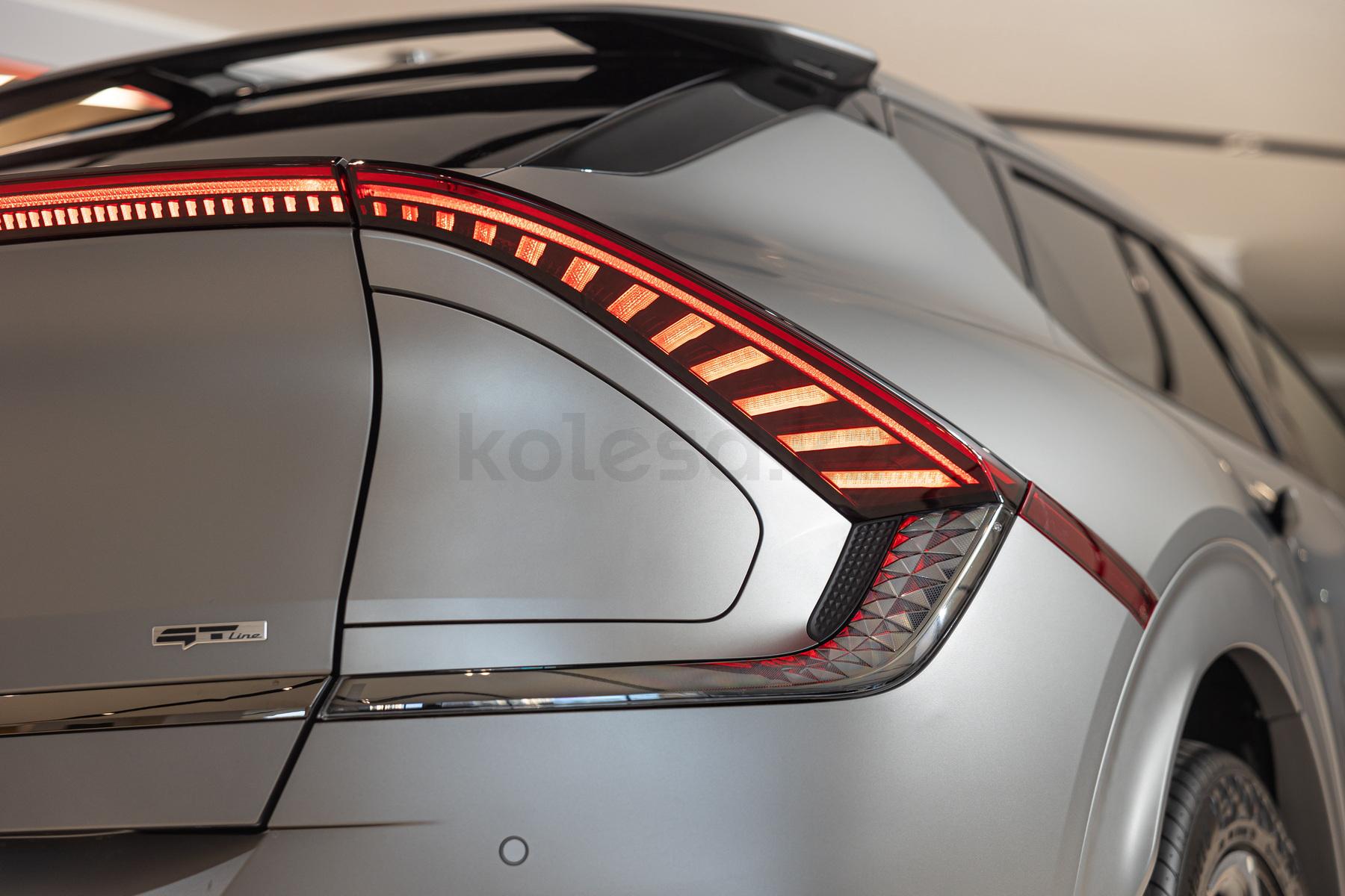 Kia EV6 SUV 2021 - н.в. года от 12 720 000 тенге