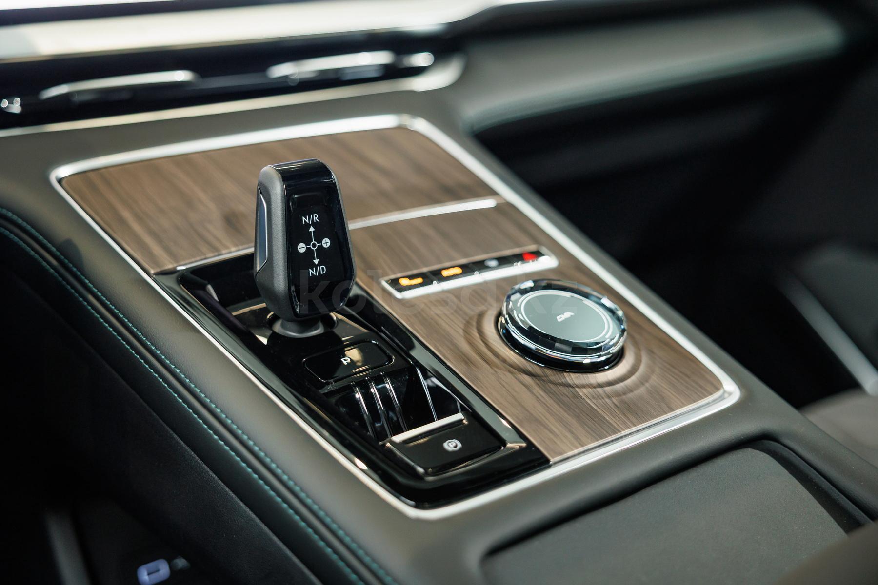 Geely Monjaro SUV 2022 - н.в. года от 15 690 000 тенге